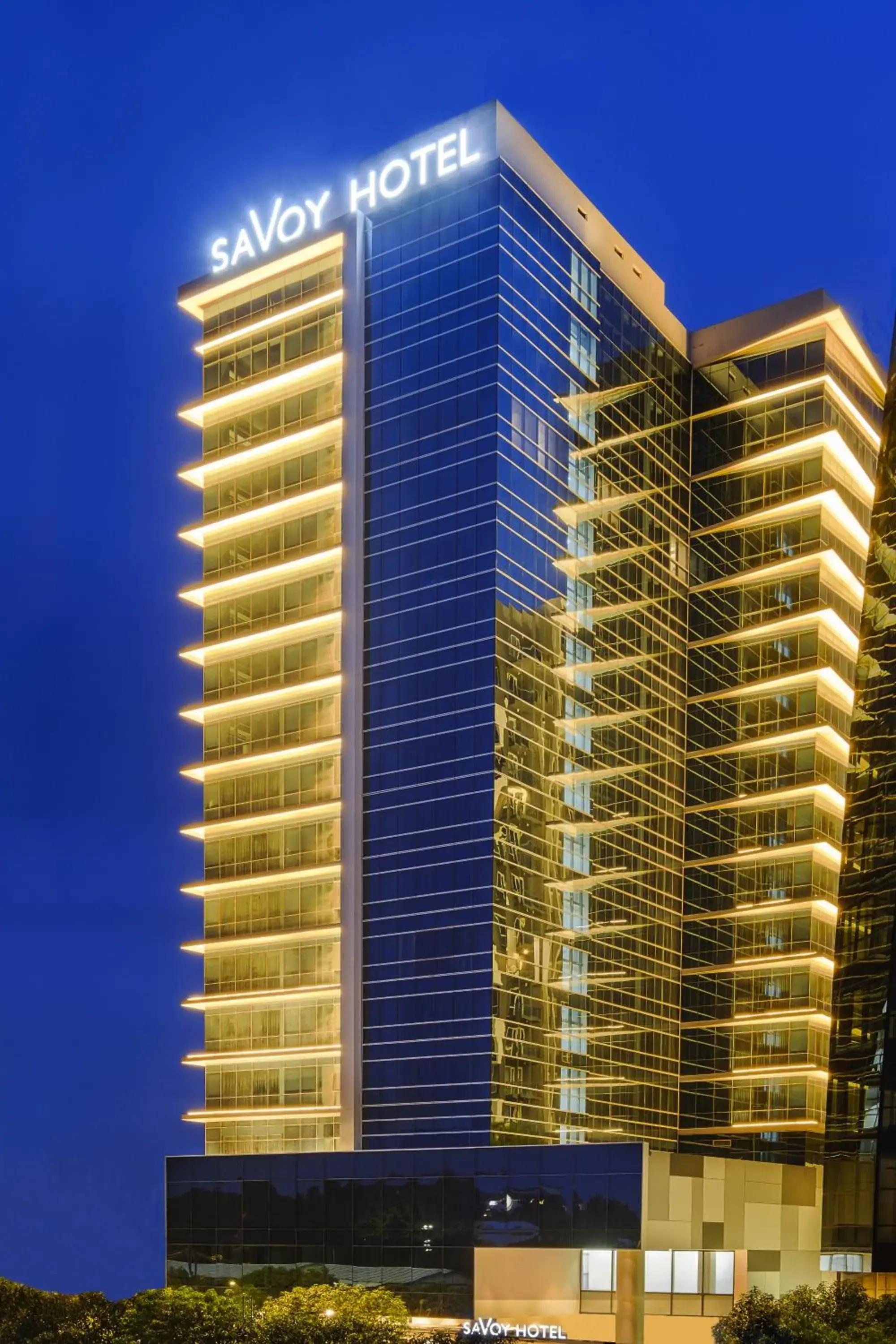 Property building in Savoy Hotel Mactan Cebu near Newtown Beach Property building in Savoy Hotel Mactan Cebu near Newtown Beach