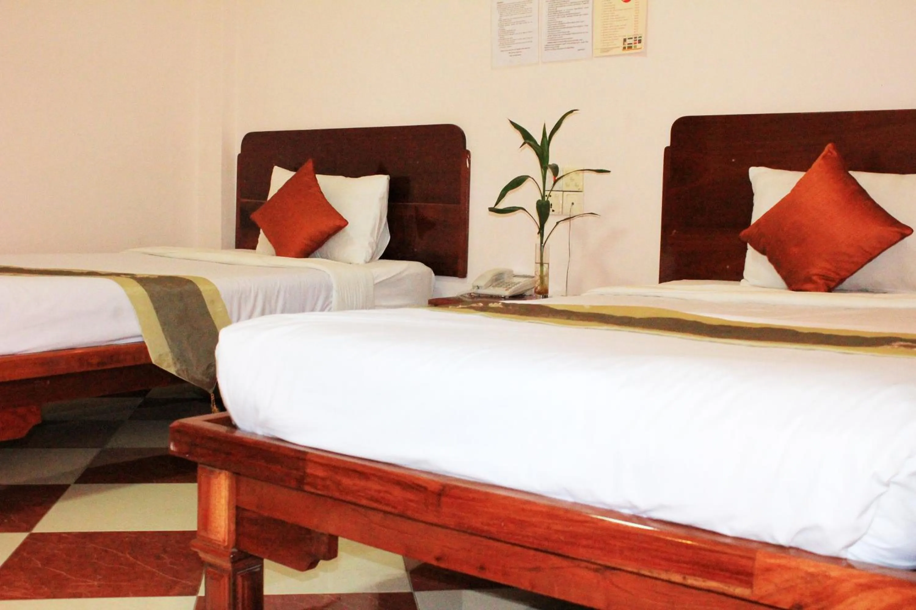 Bedroom, Bed in Nawin Palace Guesthouse