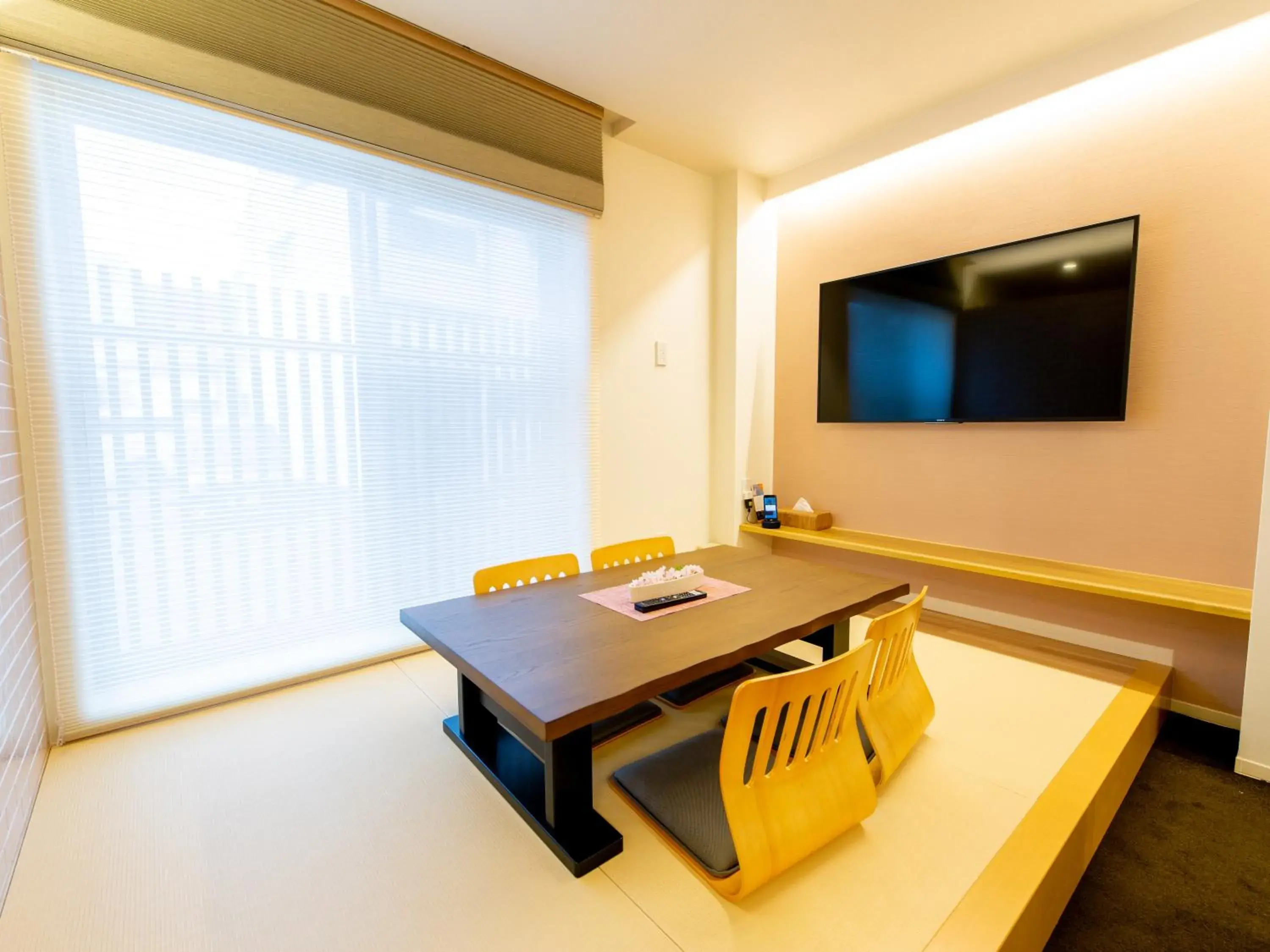 Comfort Triple Room in GRAND BASE Hiroshima Ekimae Comfort Triple Room in GRAND BASE Hiroshima Ekimae