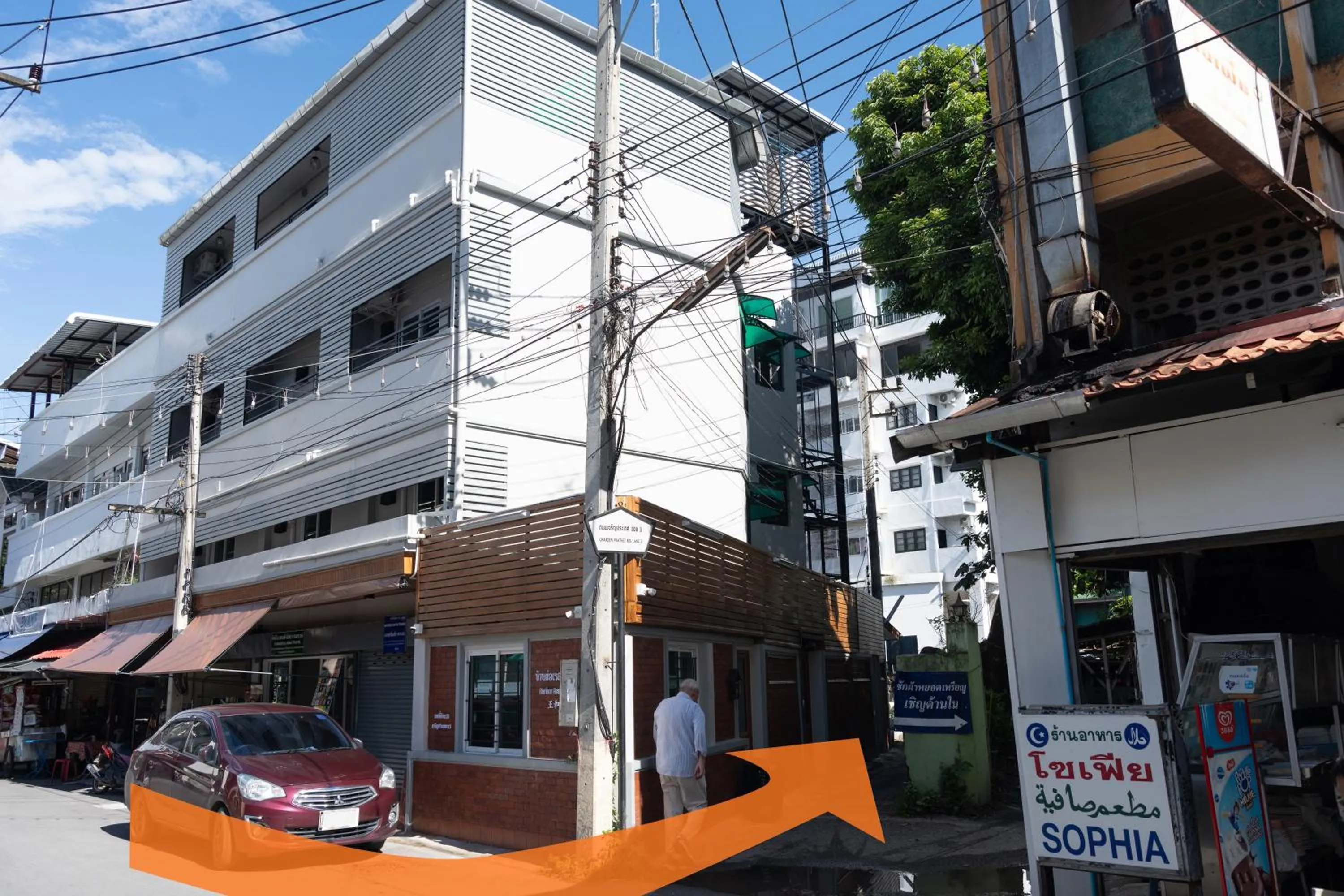 Facade/entrance in Chiang Mai Mansion
