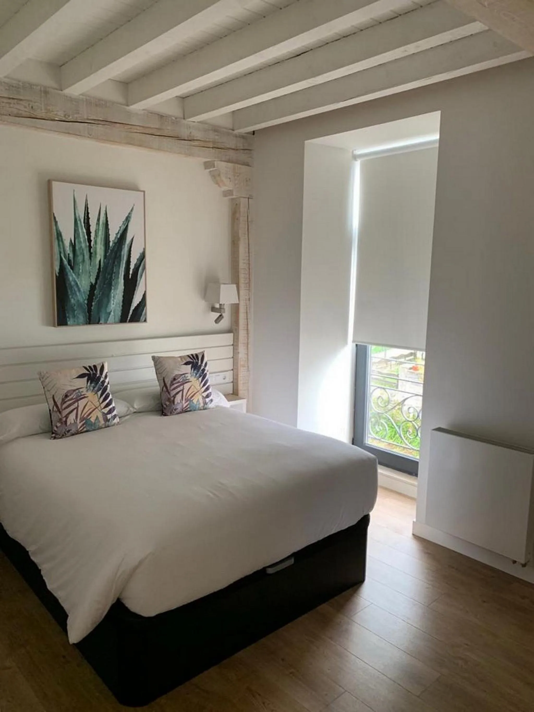 Bedroom, Bed in Apartamentos La Bicicleta