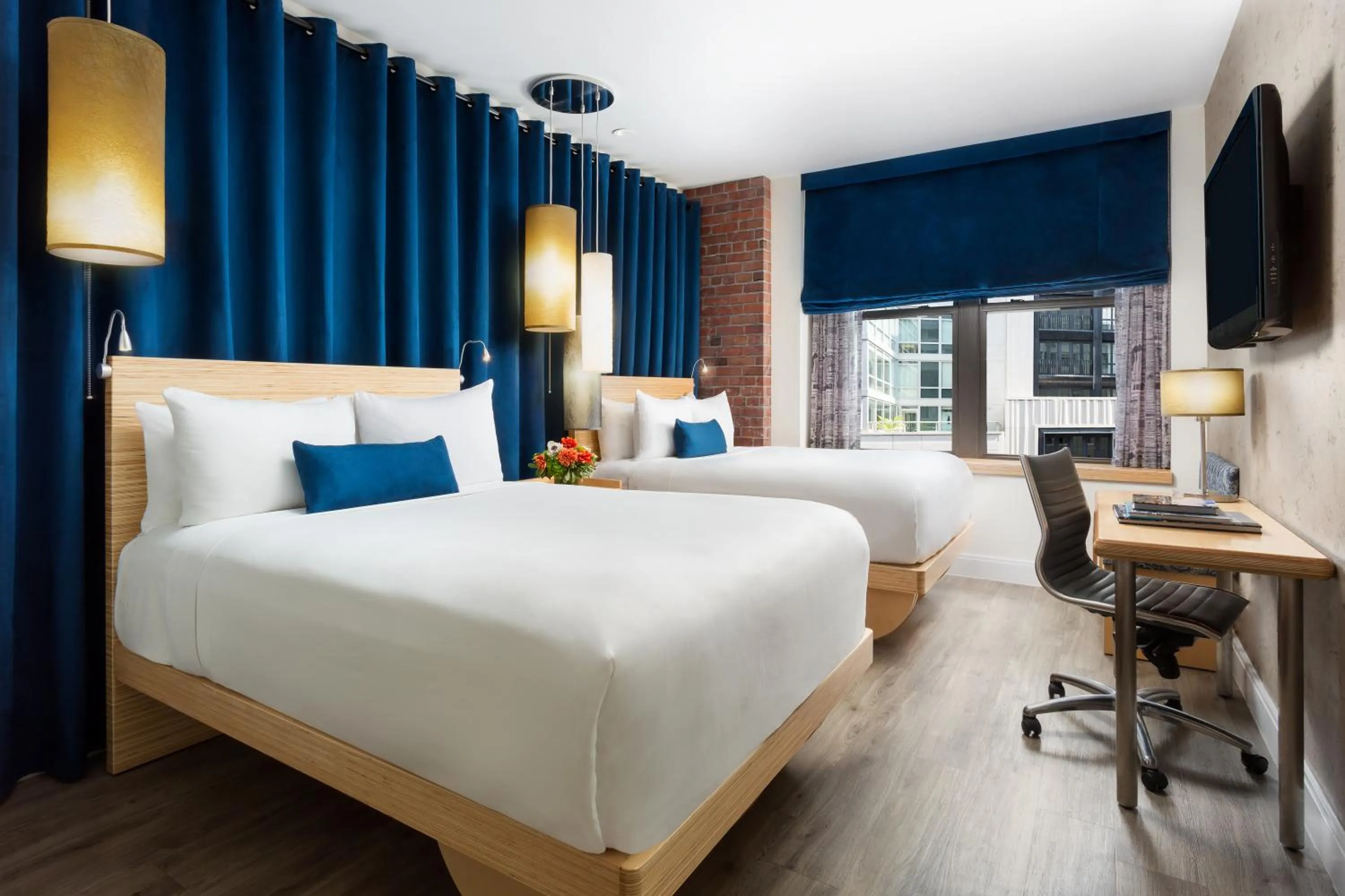 Bedroom, Bed in Arthouse Hotel