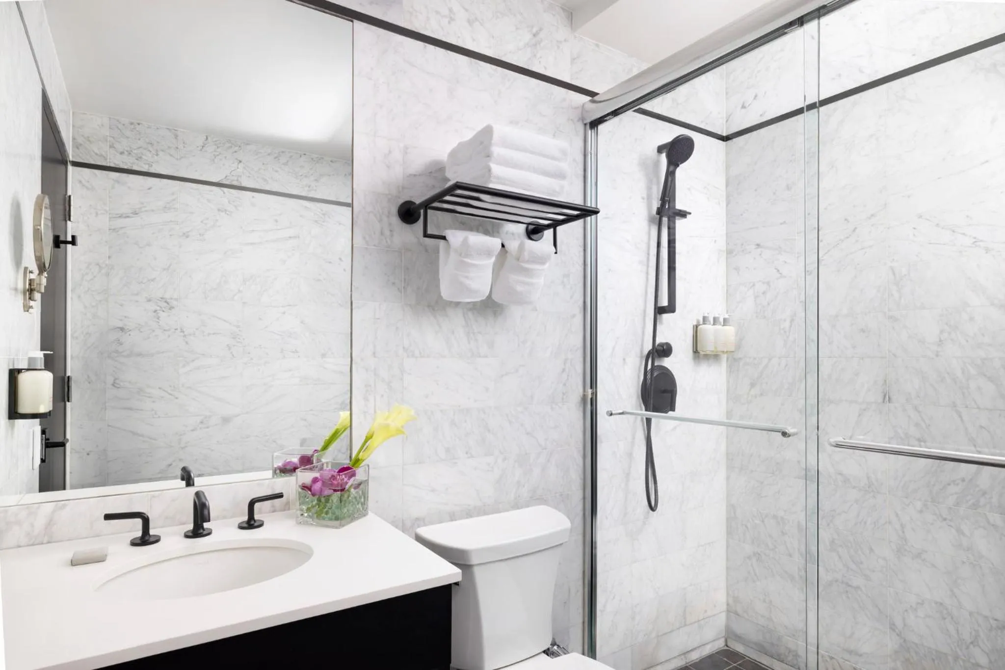 Shower in Arthouse Hotel