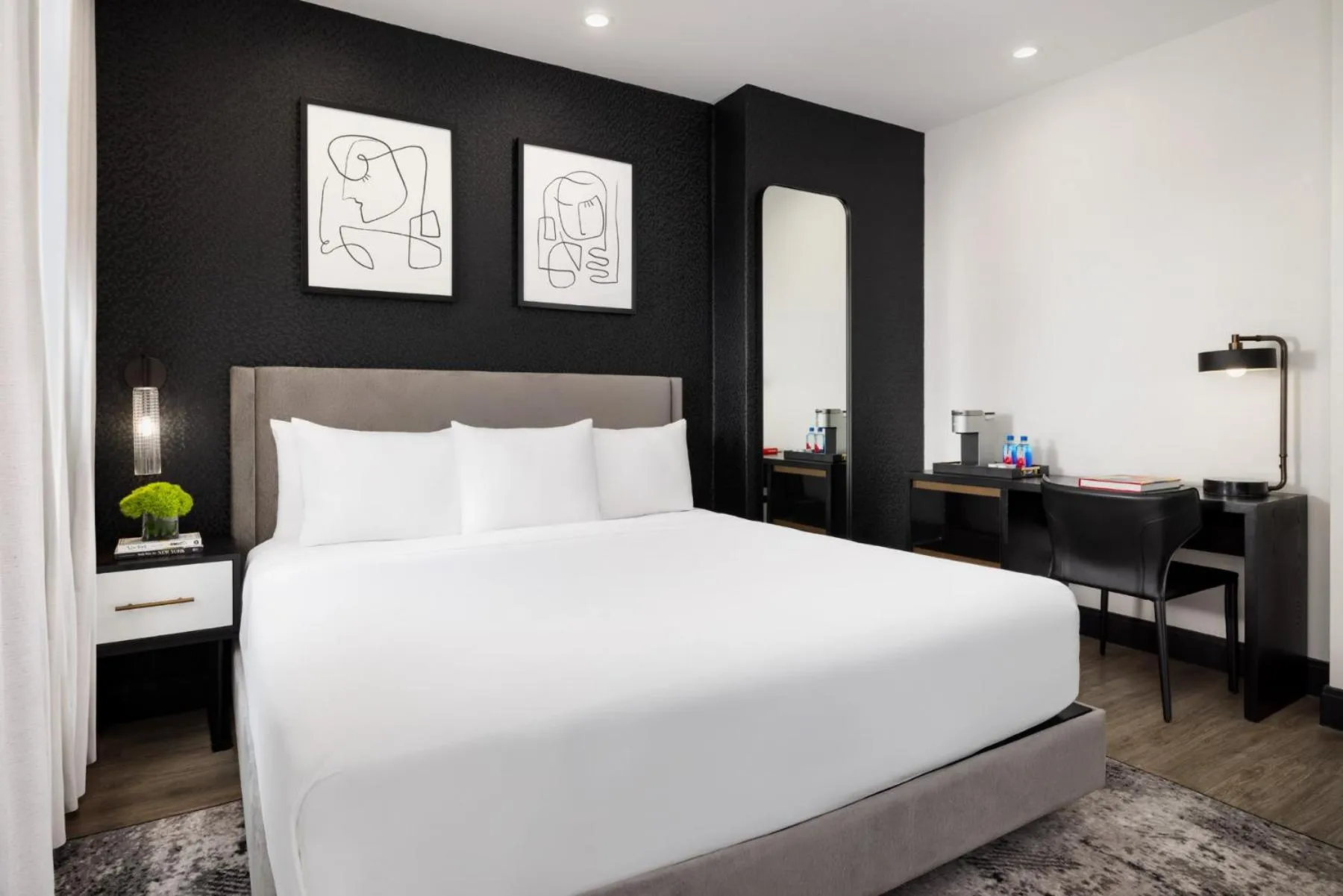 Bed in Arthouse Hotel