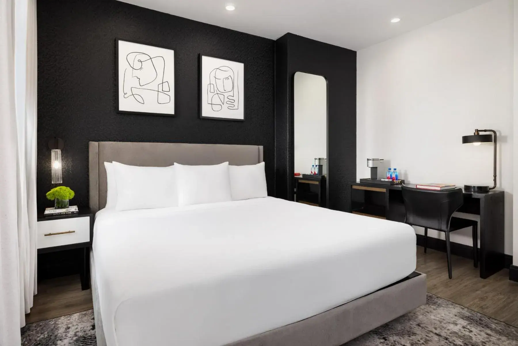 Bed in Arthouse Hotel Bed in Arthouse Hotel