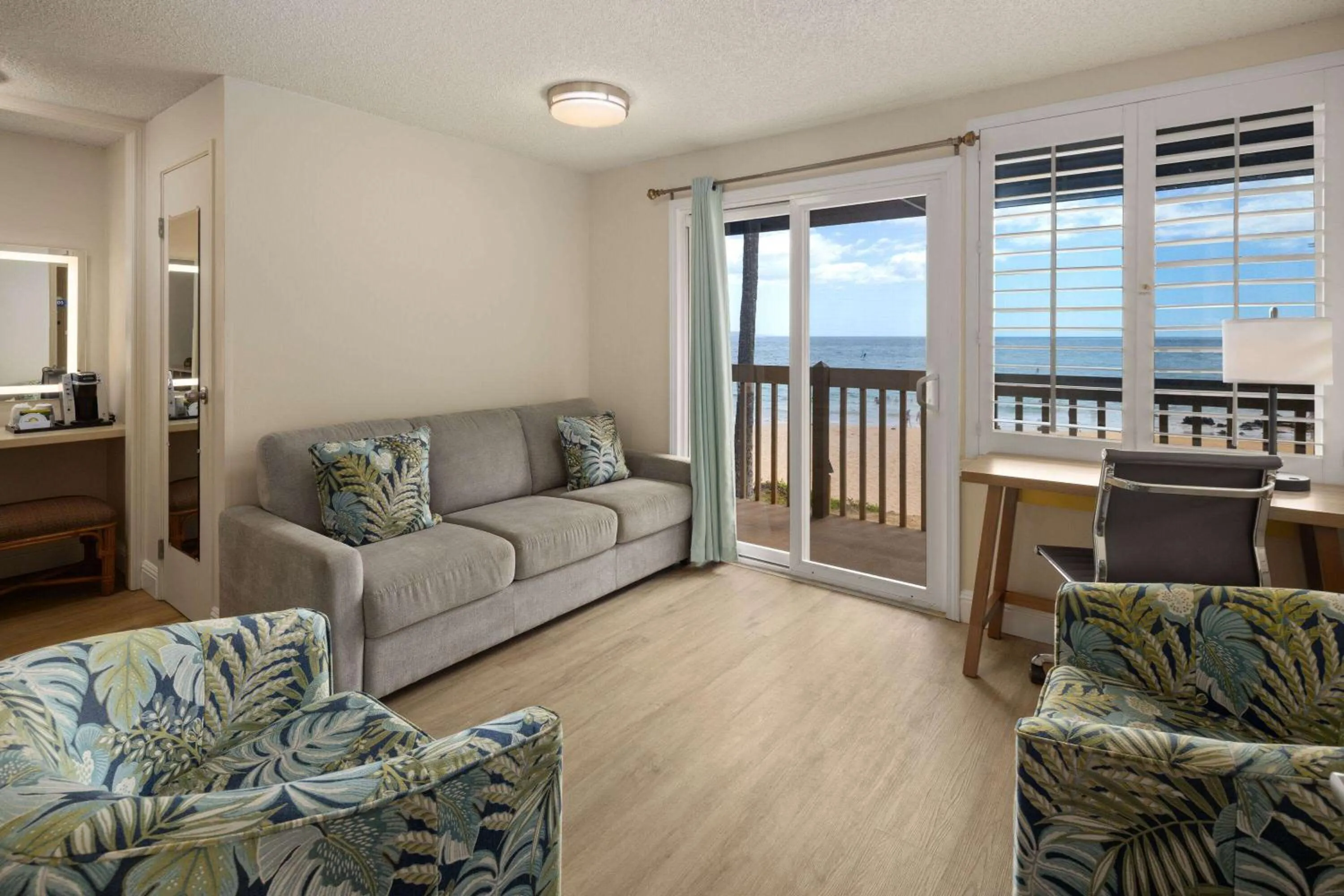 Photo of the whole room in Days Inn by Wyndham Maui Oceanfront