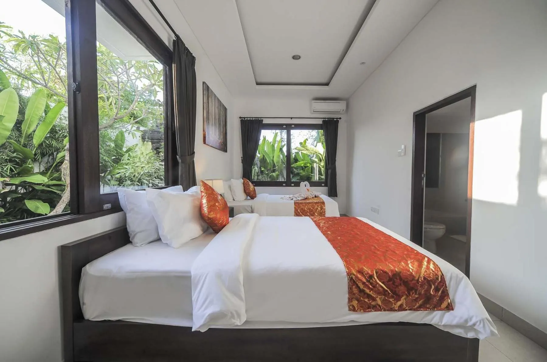 Bed in Villa Rindik Sanur