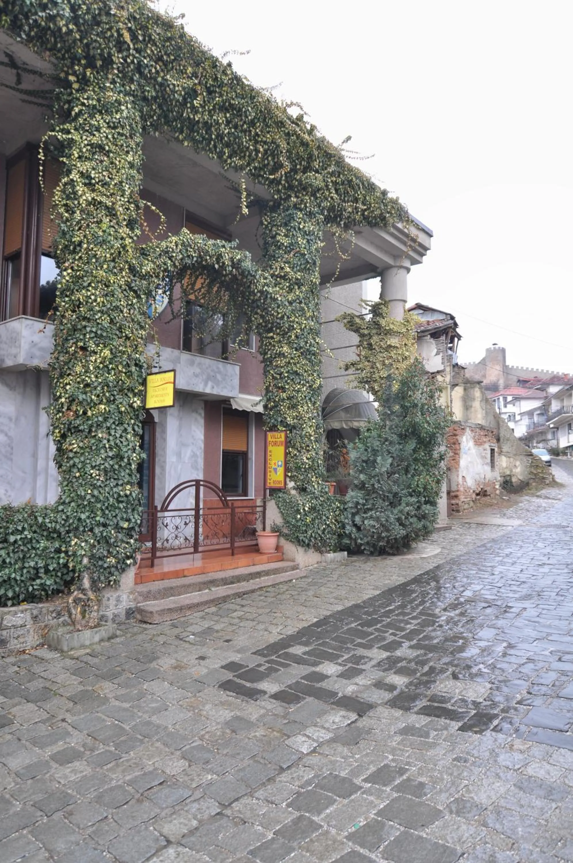 Villa Forum