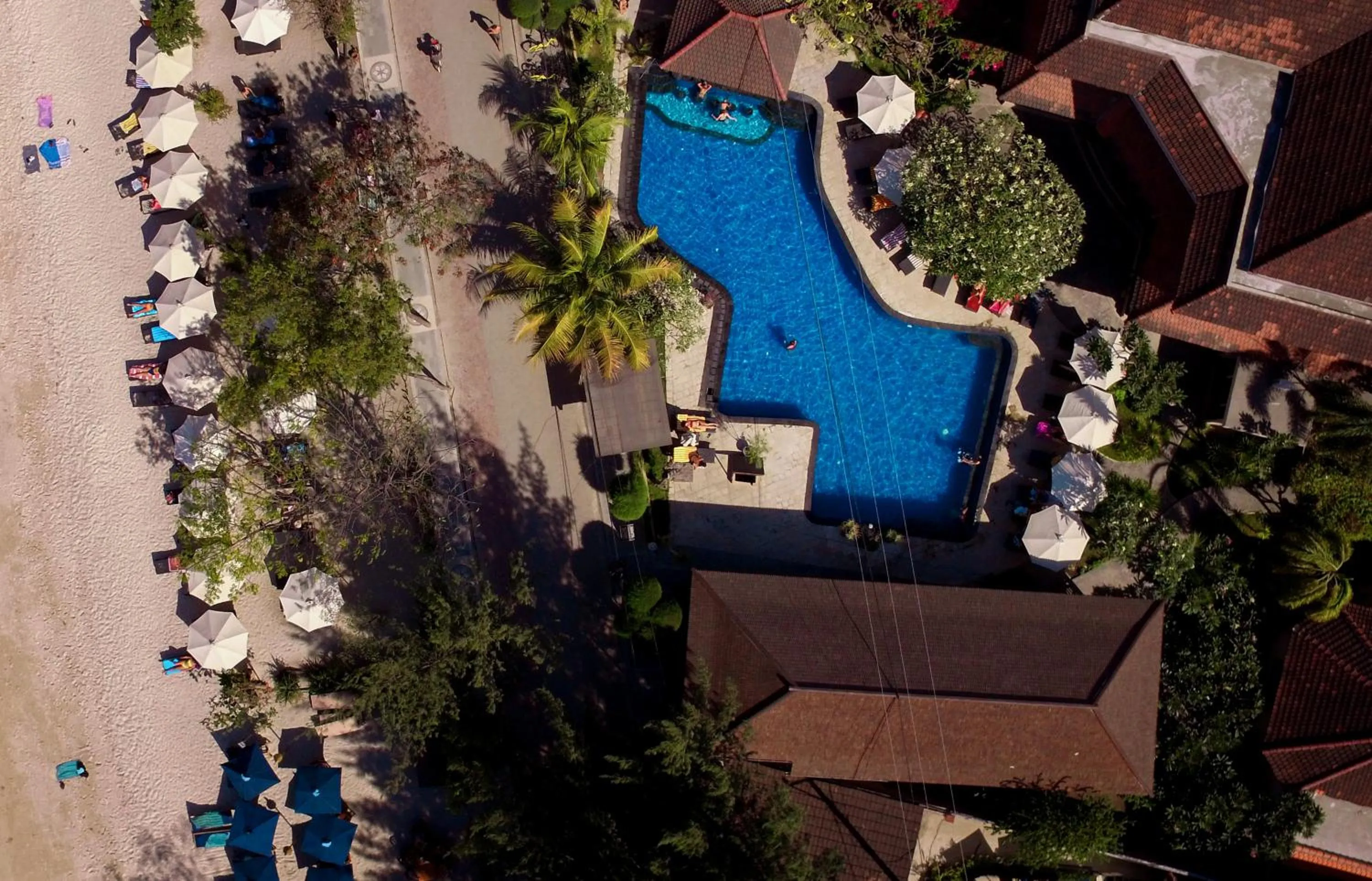 Property building in Villa Unggul