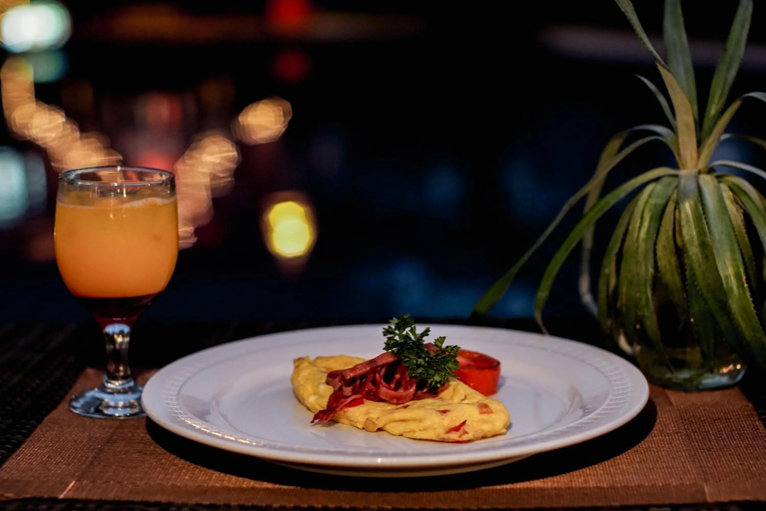 Food and drinks in Villa Unggul