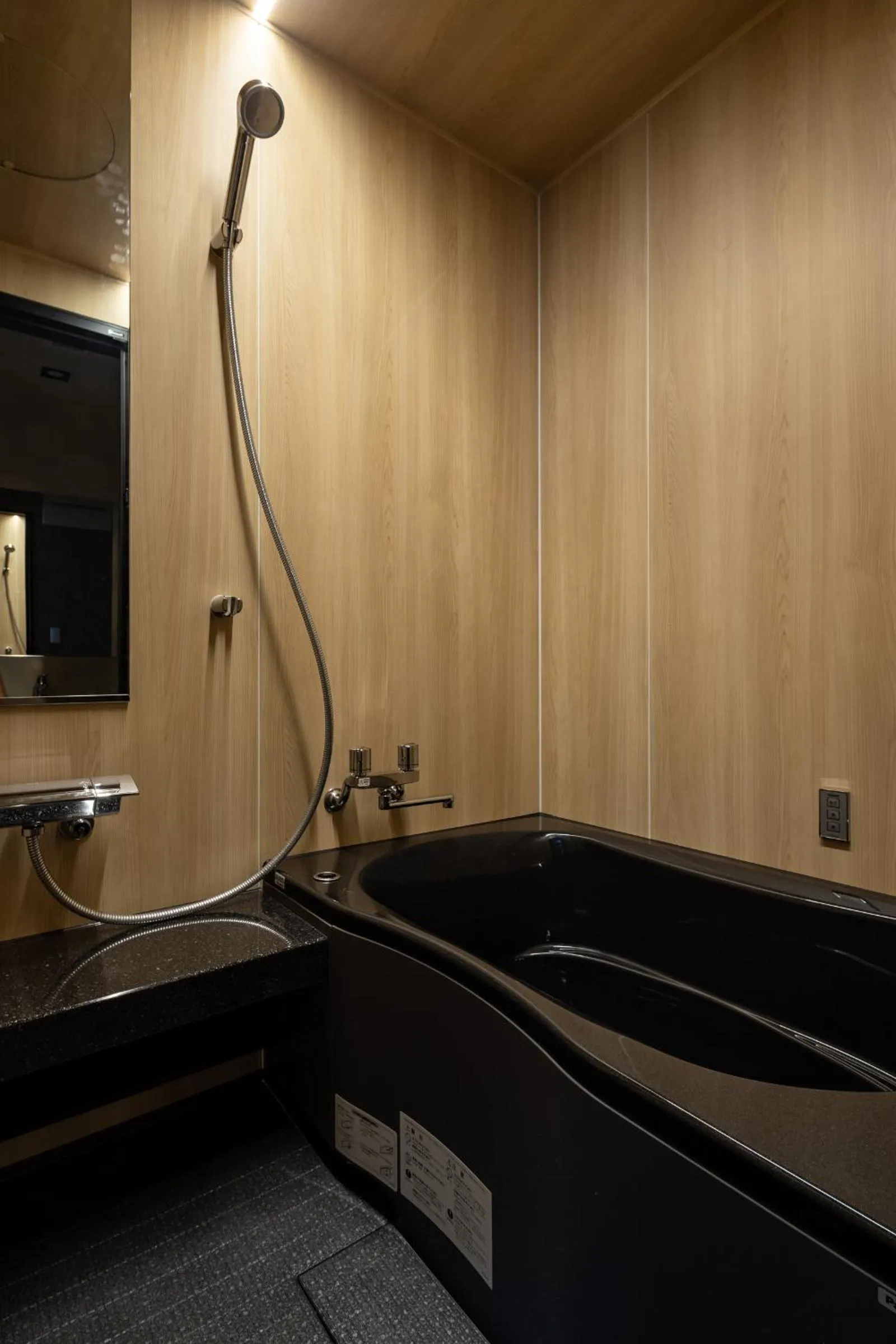 Bathroom in ESTABLISHMENT Asakusa