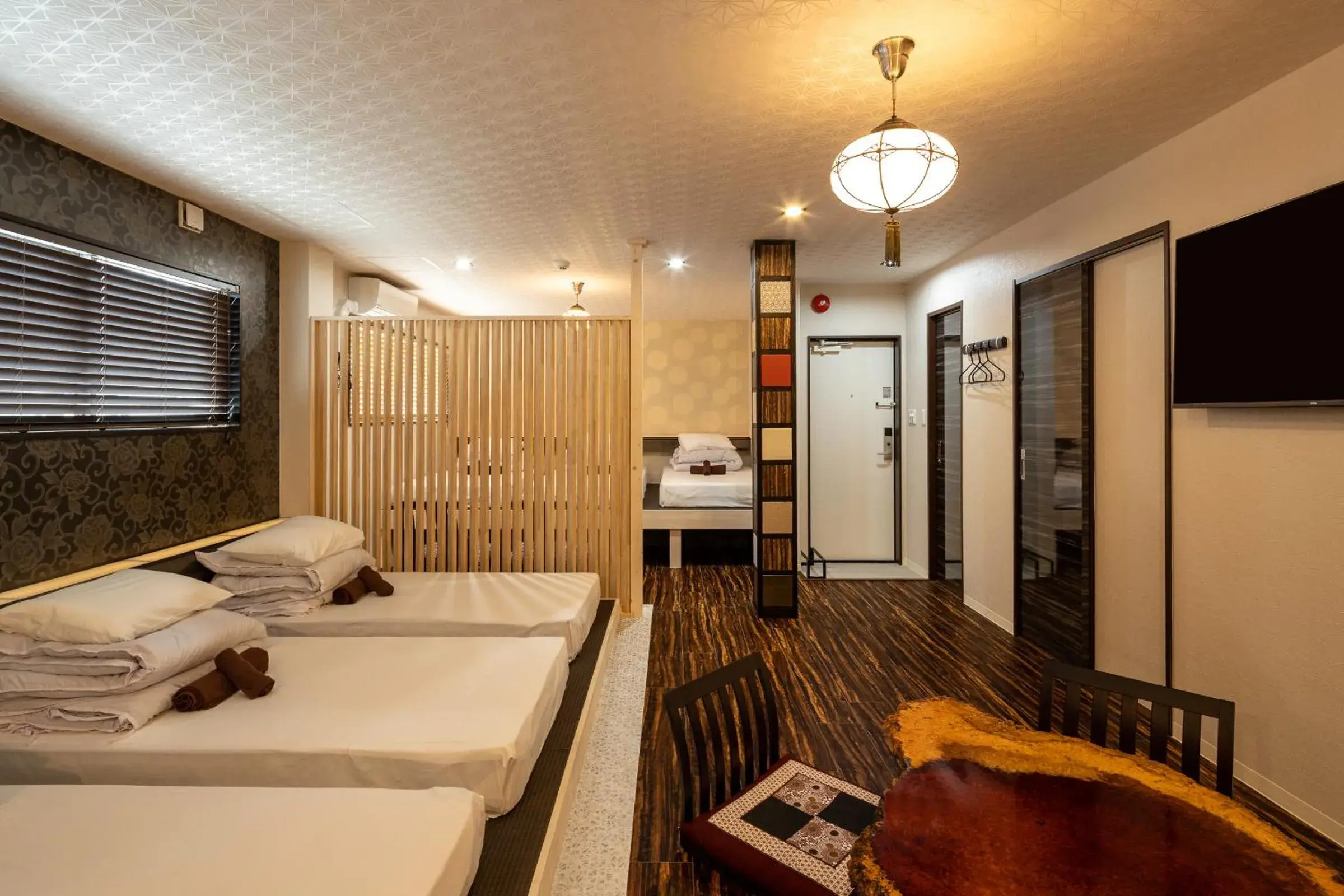 Bed in ESTABLISHMENT Asakusa Bed in ESTABLISHMENT Asakusa