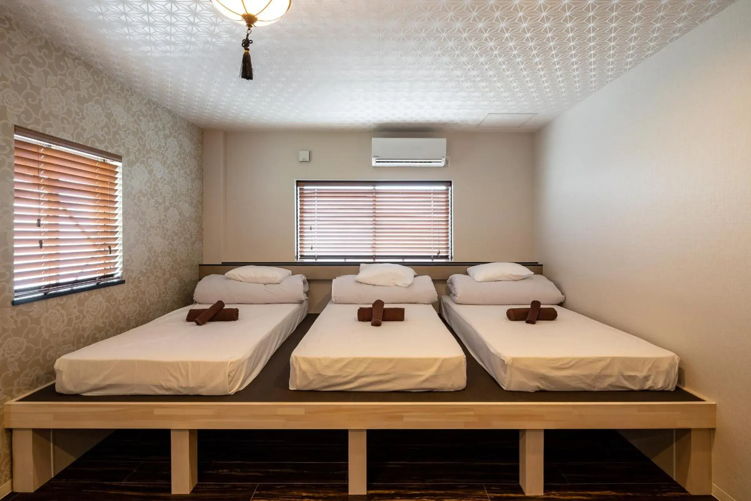 Bed in ESTABLISHMENT Asakusa Bed in ESTABLISHMENT Asakusa