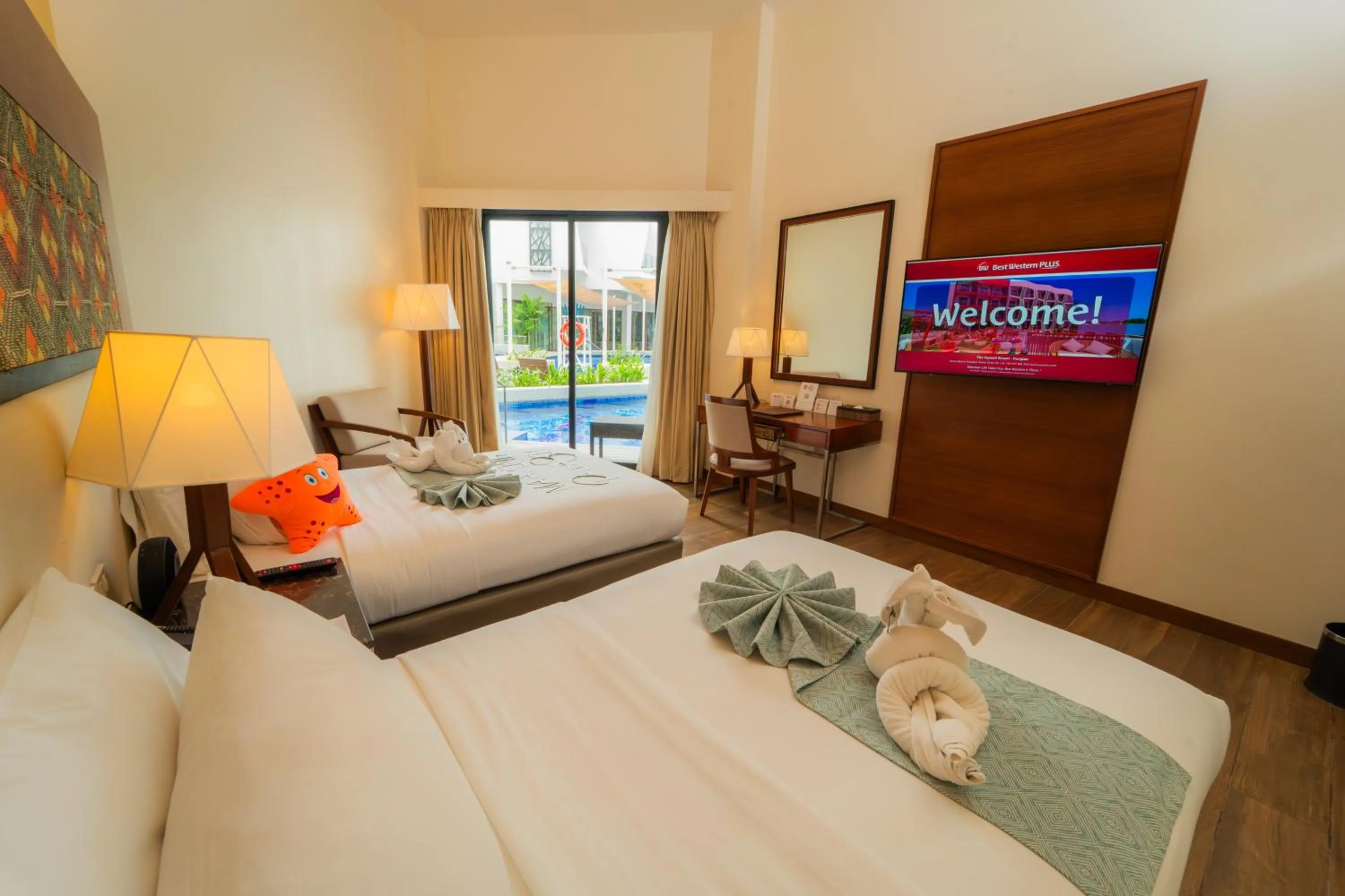 Guests, Bed in Best Western Plus The Ivywall Resort-Panglao