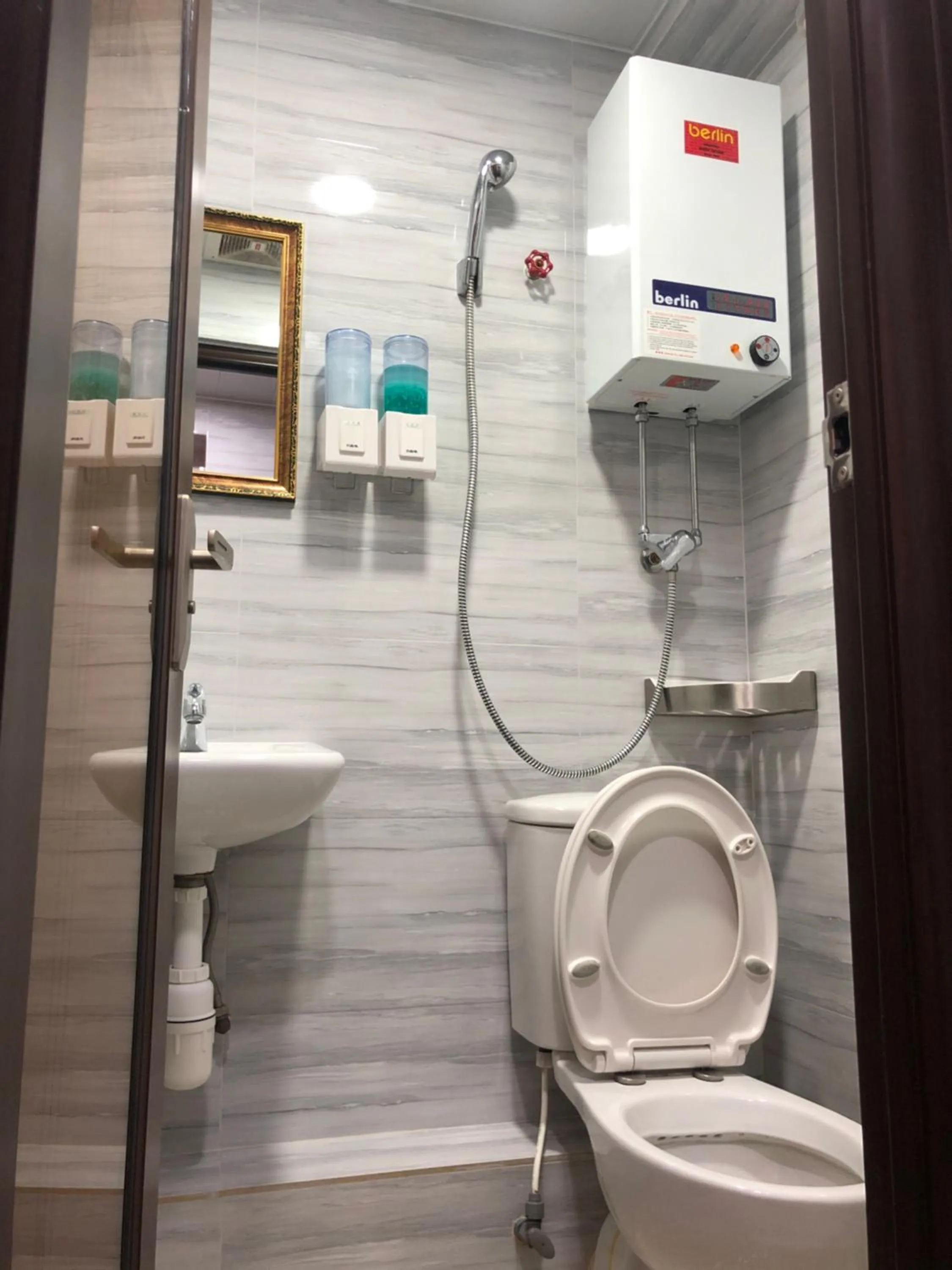 Bathroom in Dreamland Guest House