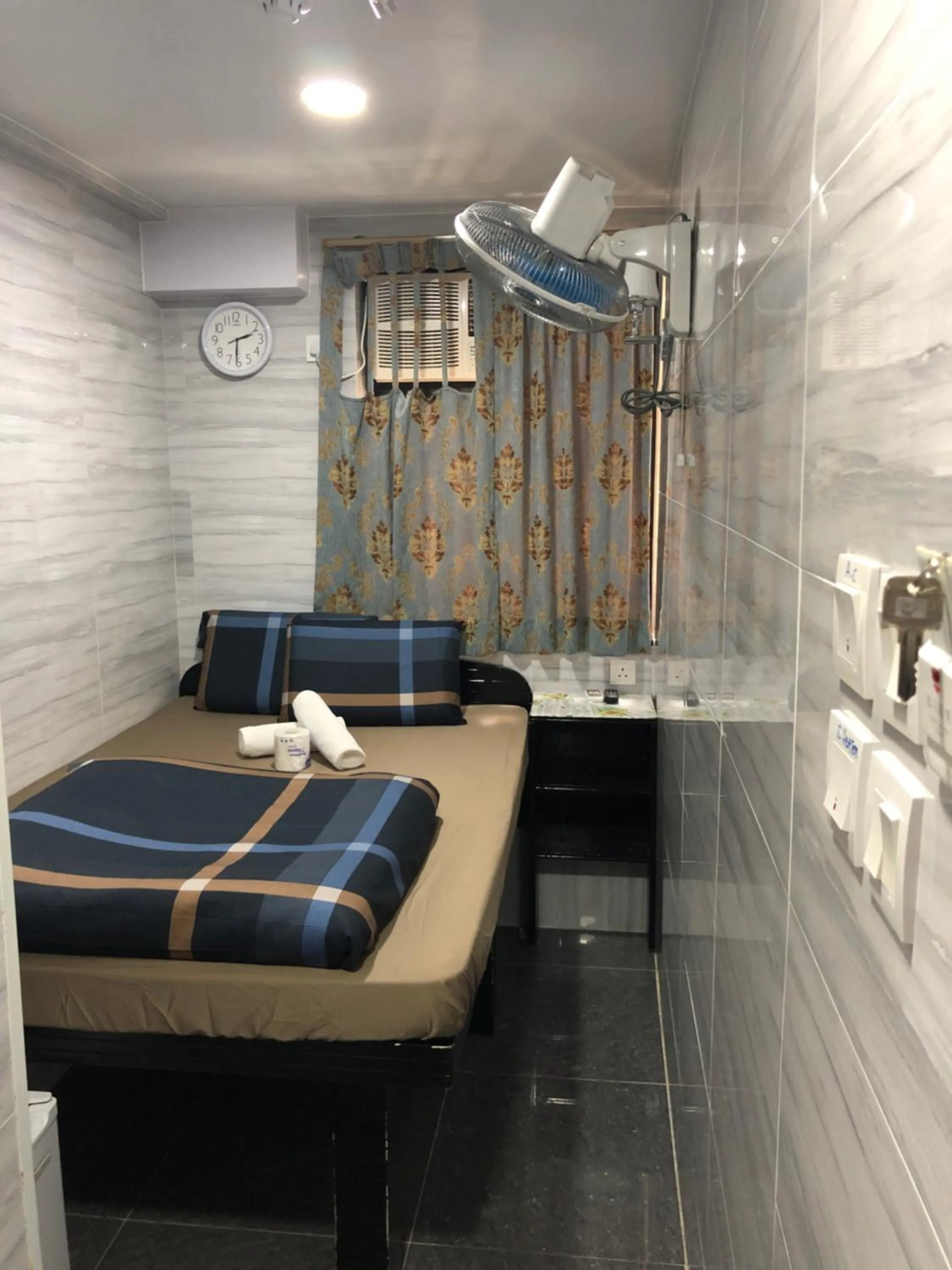 Photo of the whole room, Bed in Dreamland Guest House