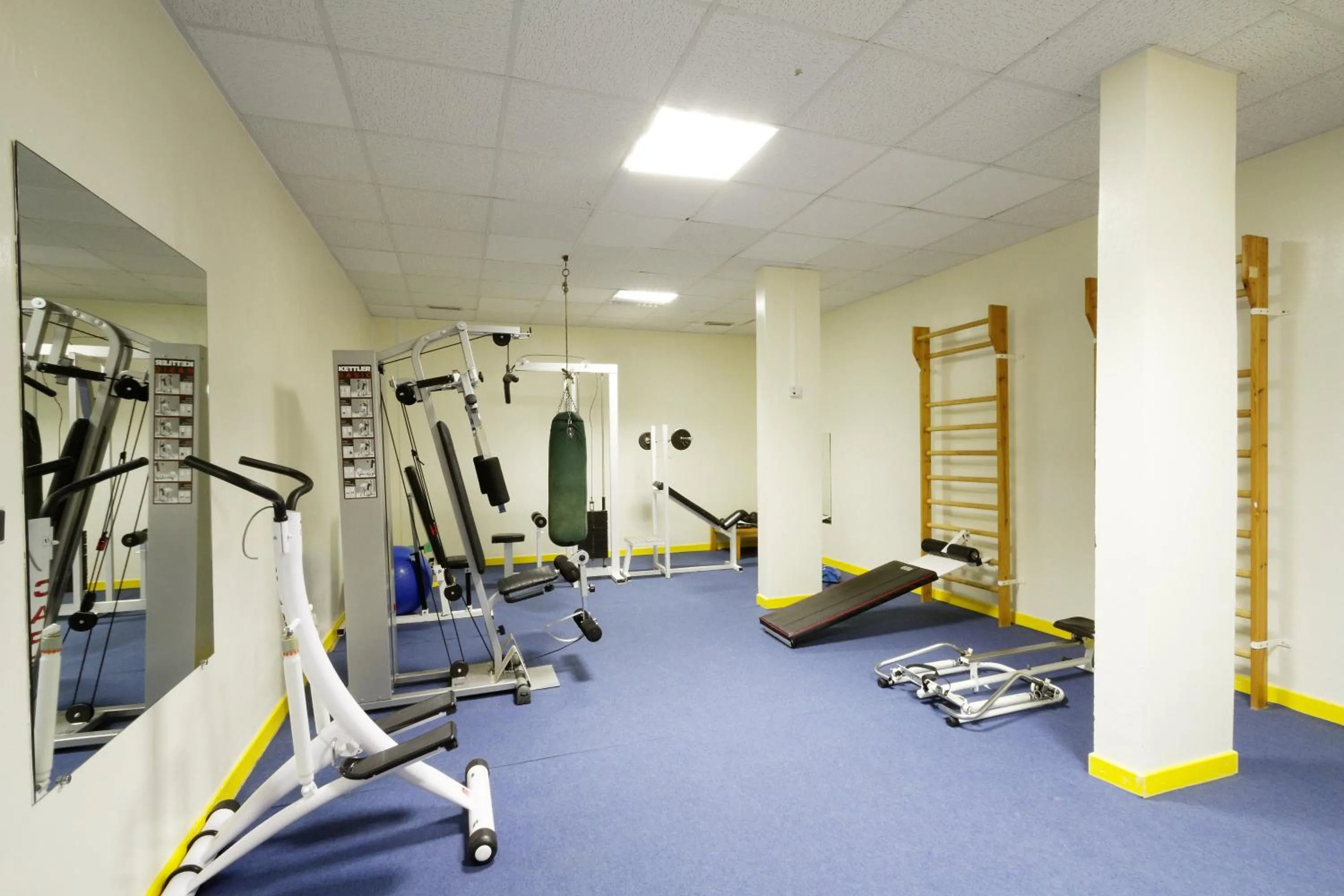 Fitness centre/facilities in Hôtel Club Le Risoux