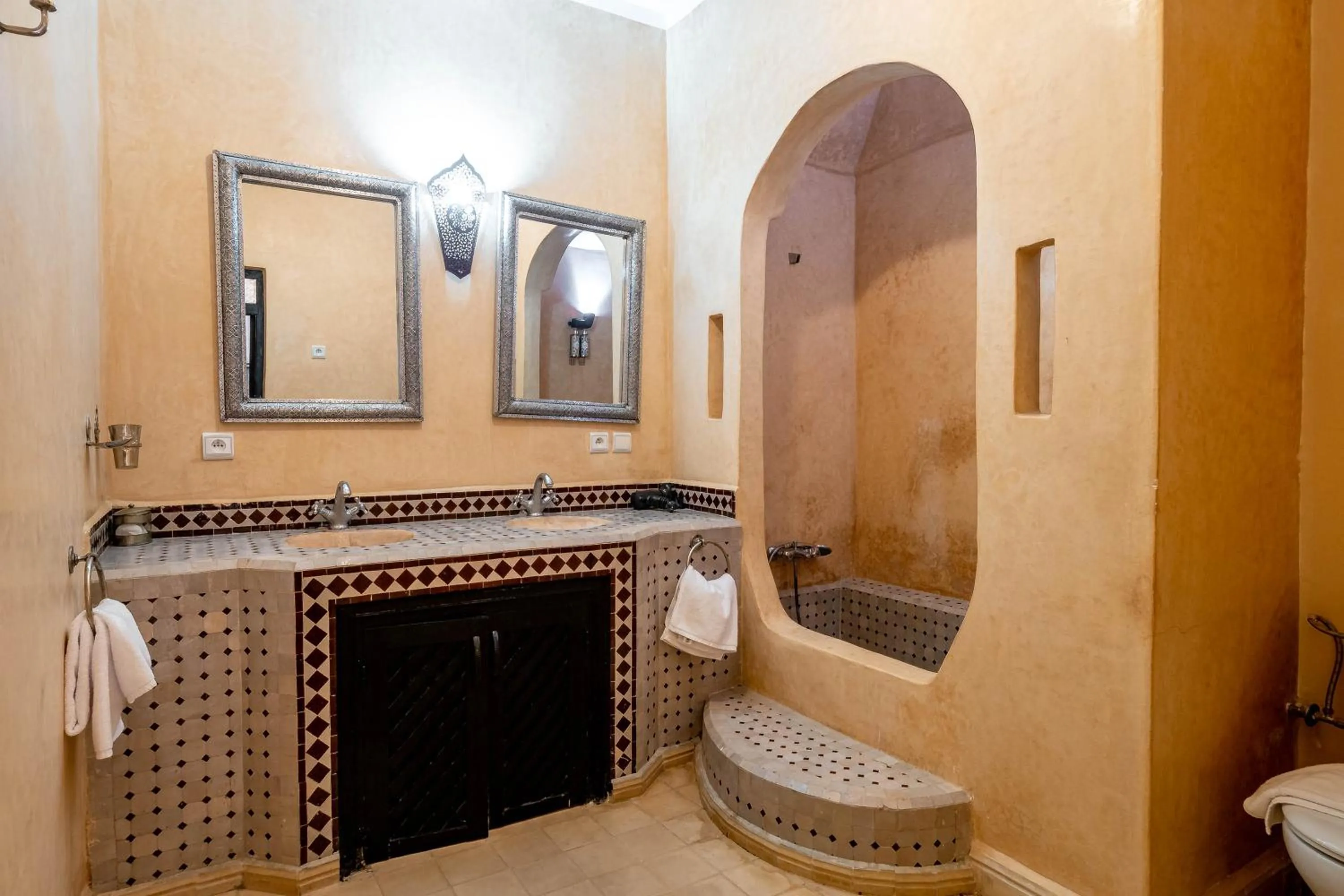 Toilet in RIAD LA GAZELLE DU SUD