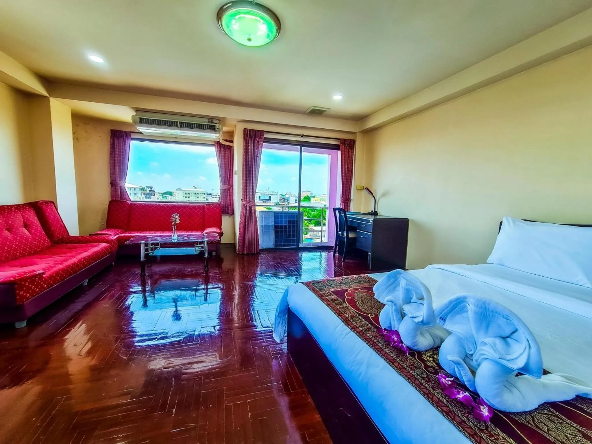 Photo of the whole room in Yamadaya Apartment