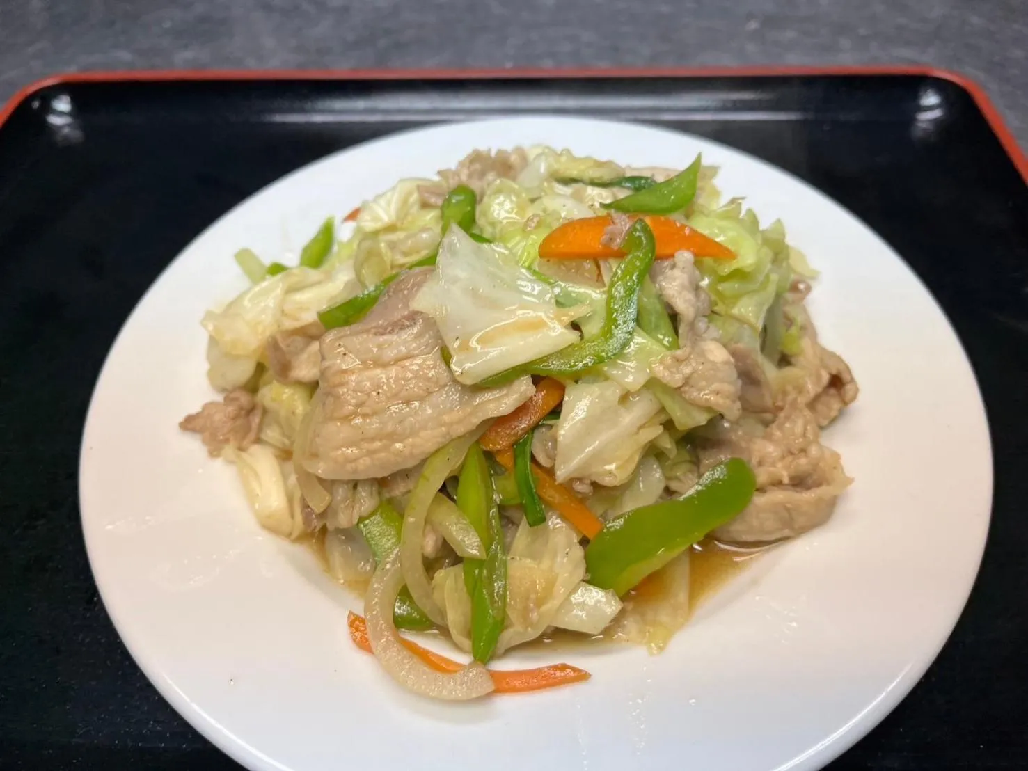 Restaurant/places to eat in Yamadaya Apartment
