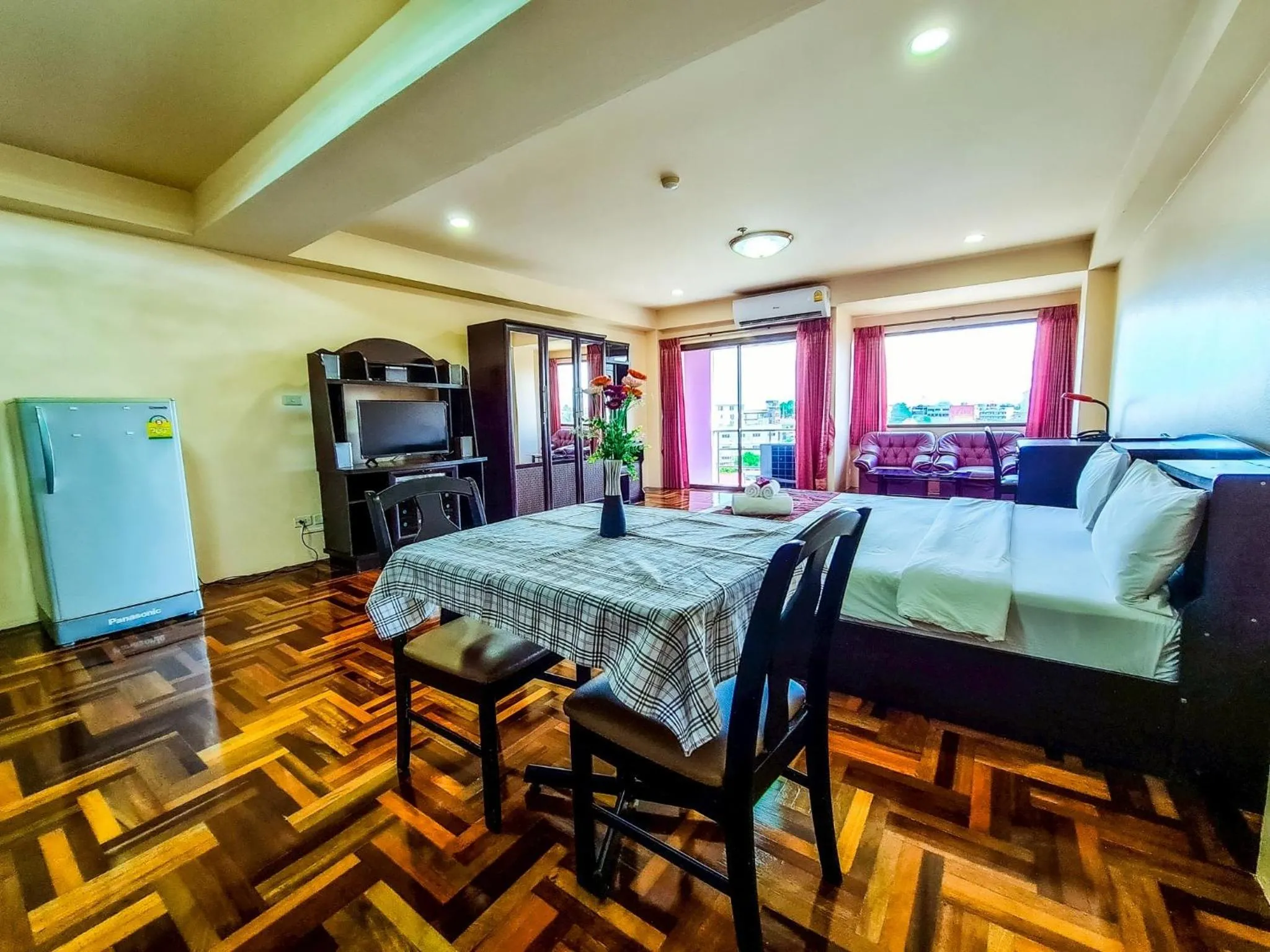 Photo of the whole room in Yamadaya Apartment