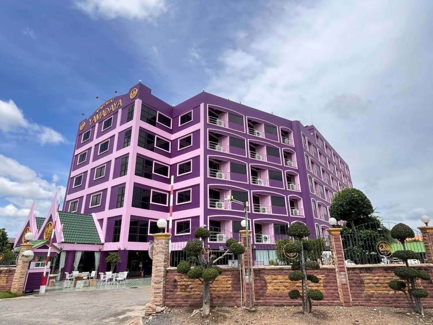 Property building in Yamadaya Apartment