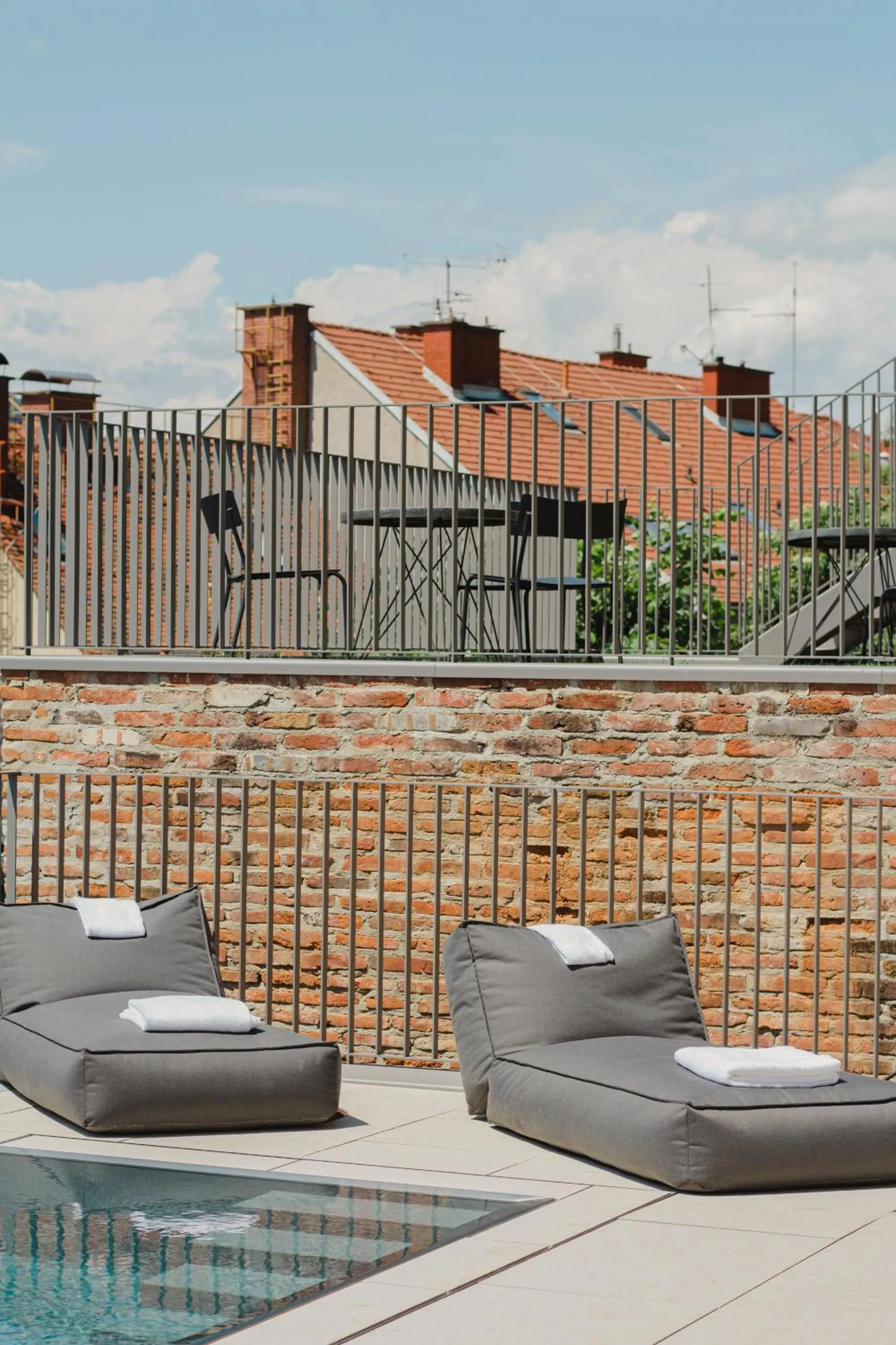 Balcony/Terrace in Kai 36 - Hotel zwischen Fels und Fluss