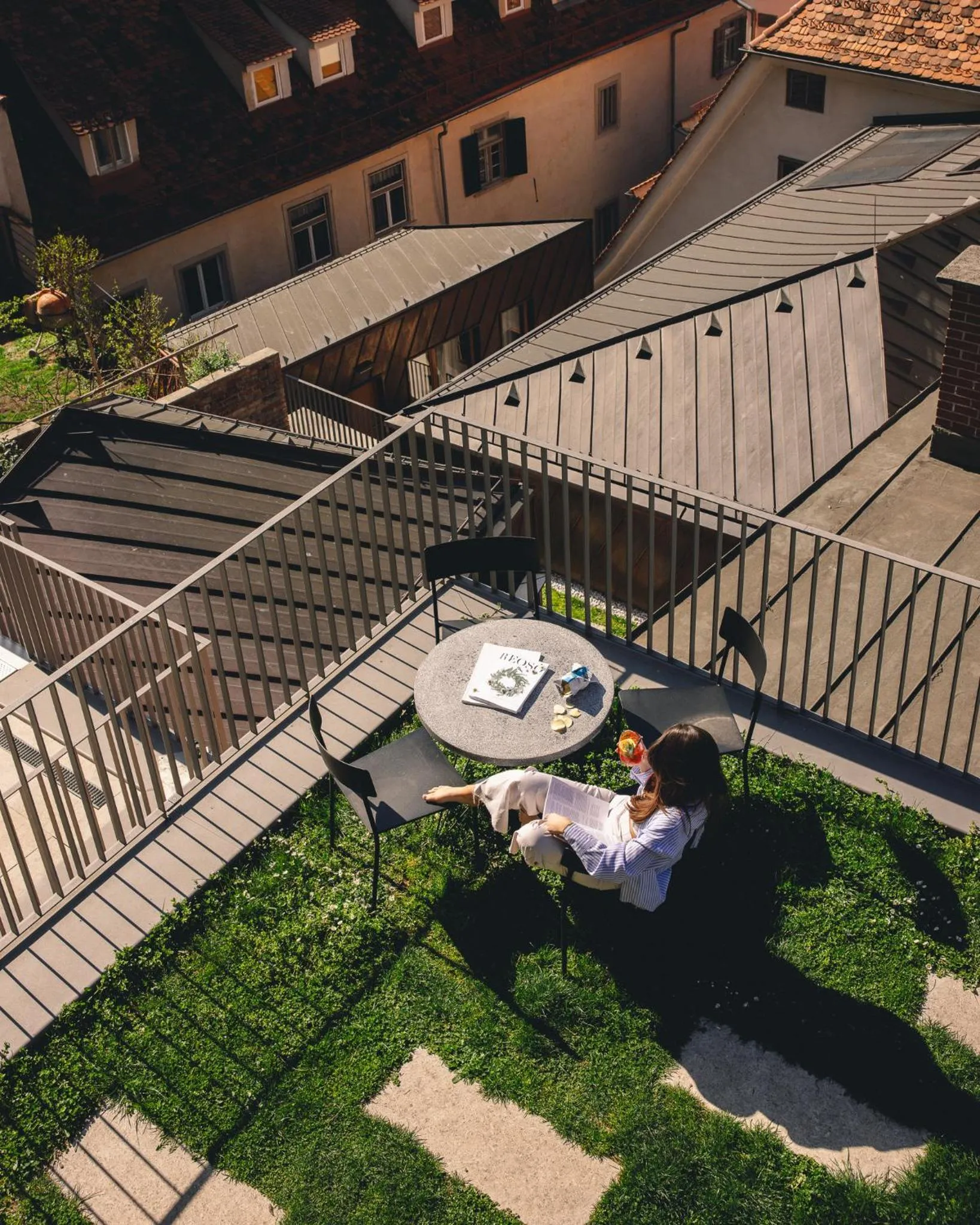 Property building in Kai 36 - Hotel zwischen Fels und Fluss