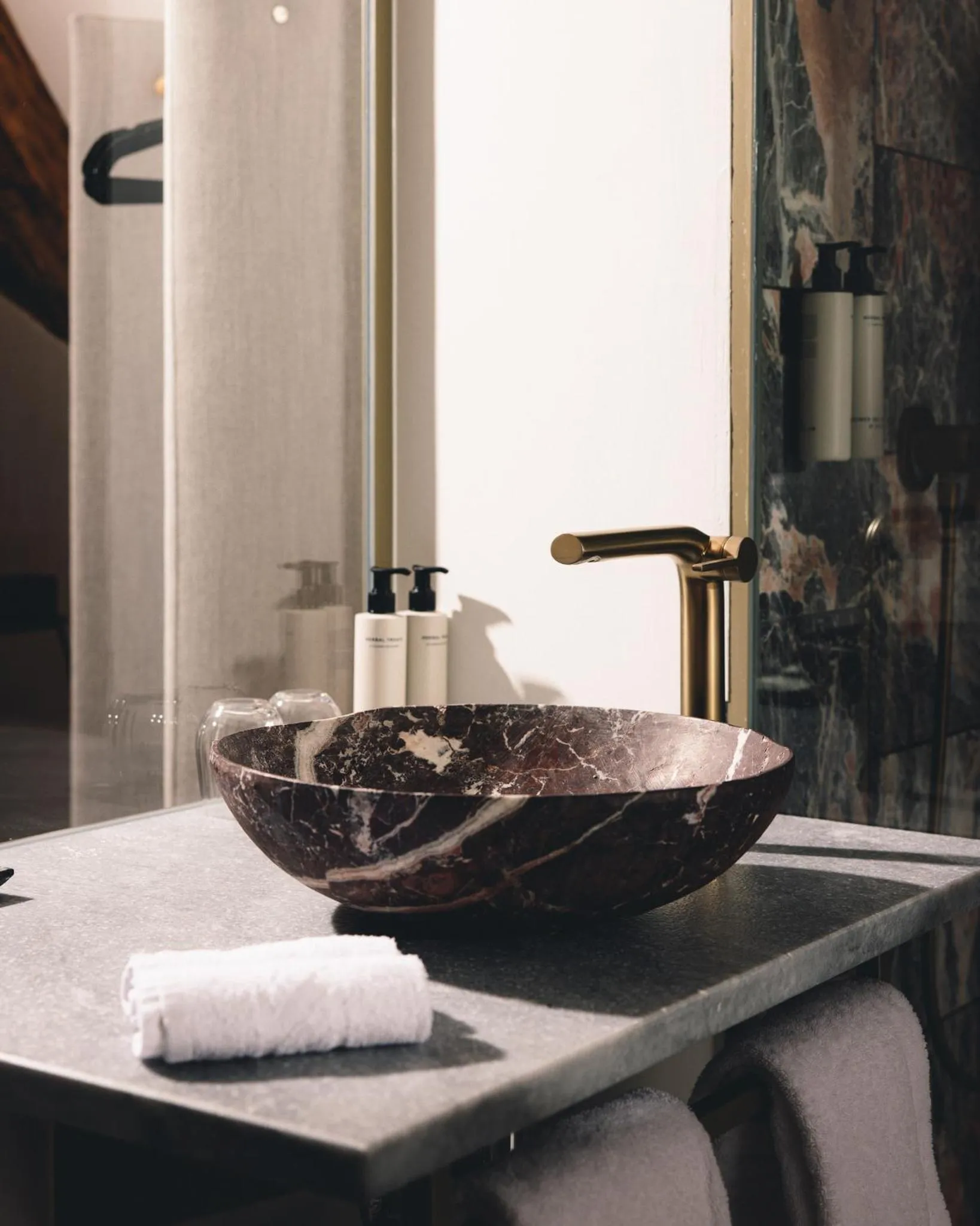 Bathroom in Kai 36 - Hotel zwischen Fels und Fluss