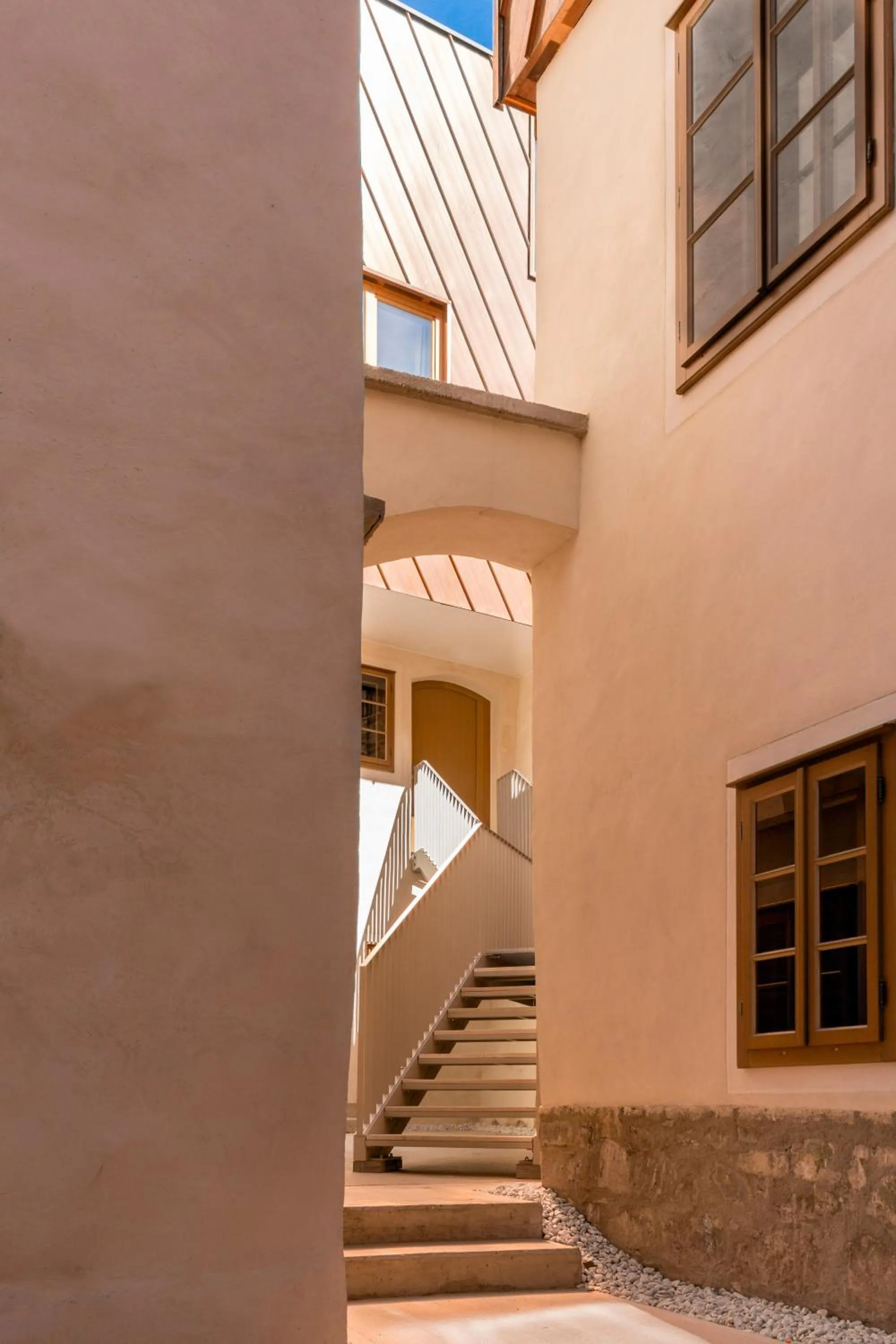 Patio in Kai 36 - Hotel zwischen Fels und Fluss