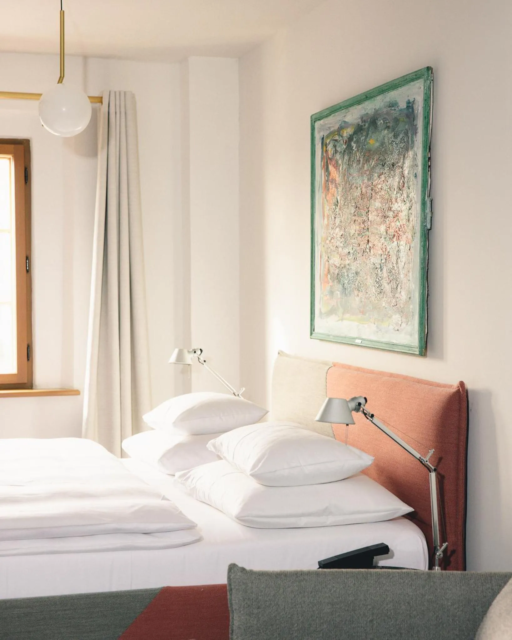 Photo of the whole room, Bed in Kai 36 - Hotel zwischen Fels und Fluss