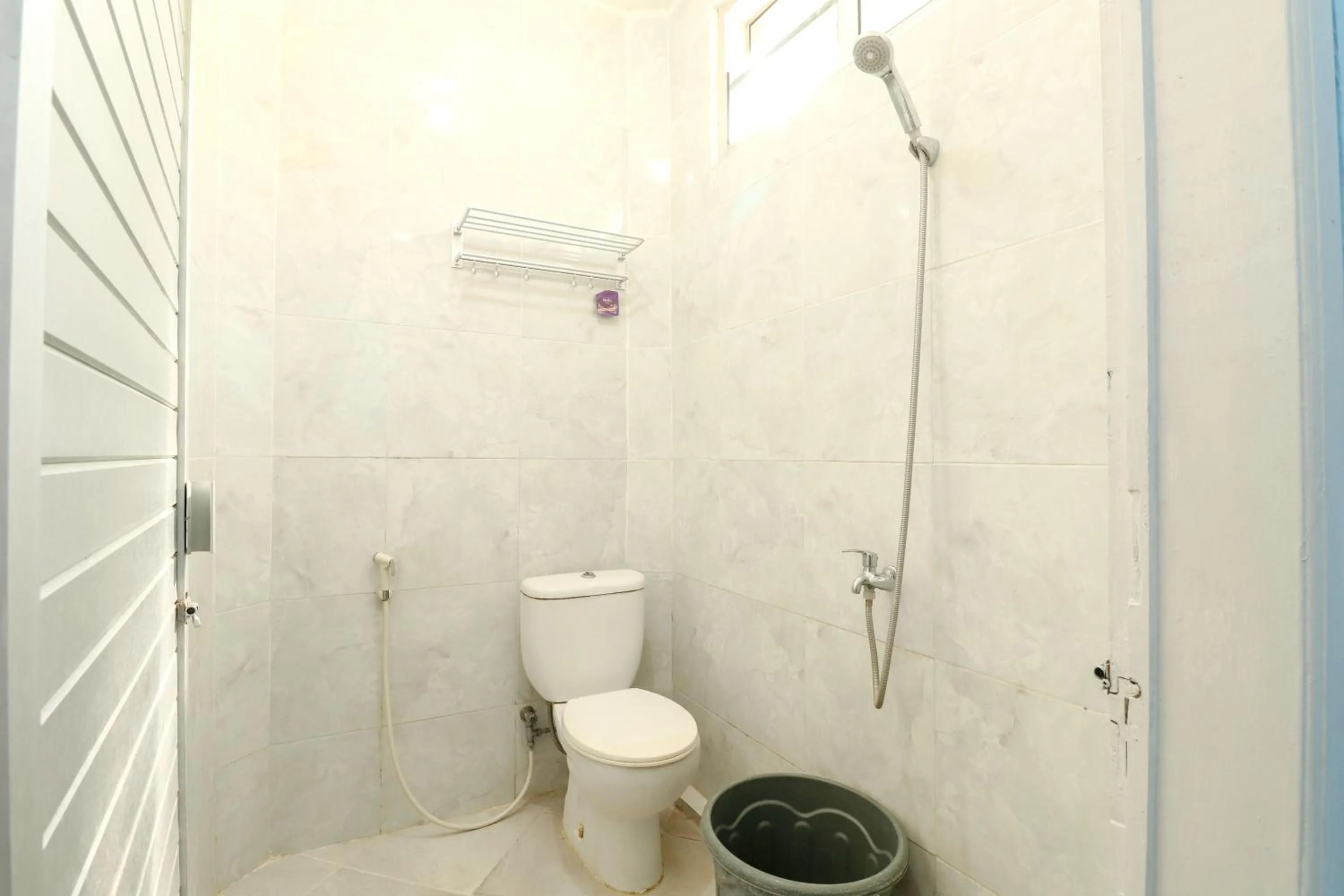 Bathroom in Hotel Bungurasih Syariah