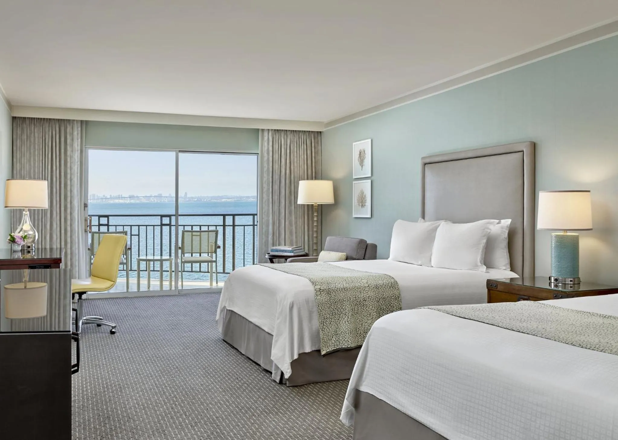 Photo of the whole room, Bed in Loews Coronado Bay Resort