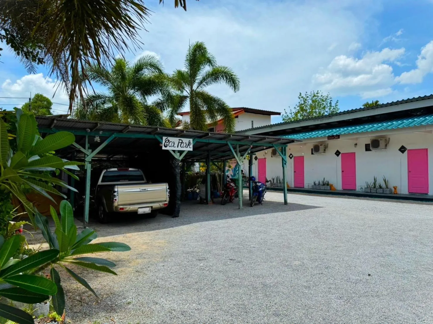 Parking in Ingpha Room For Rent