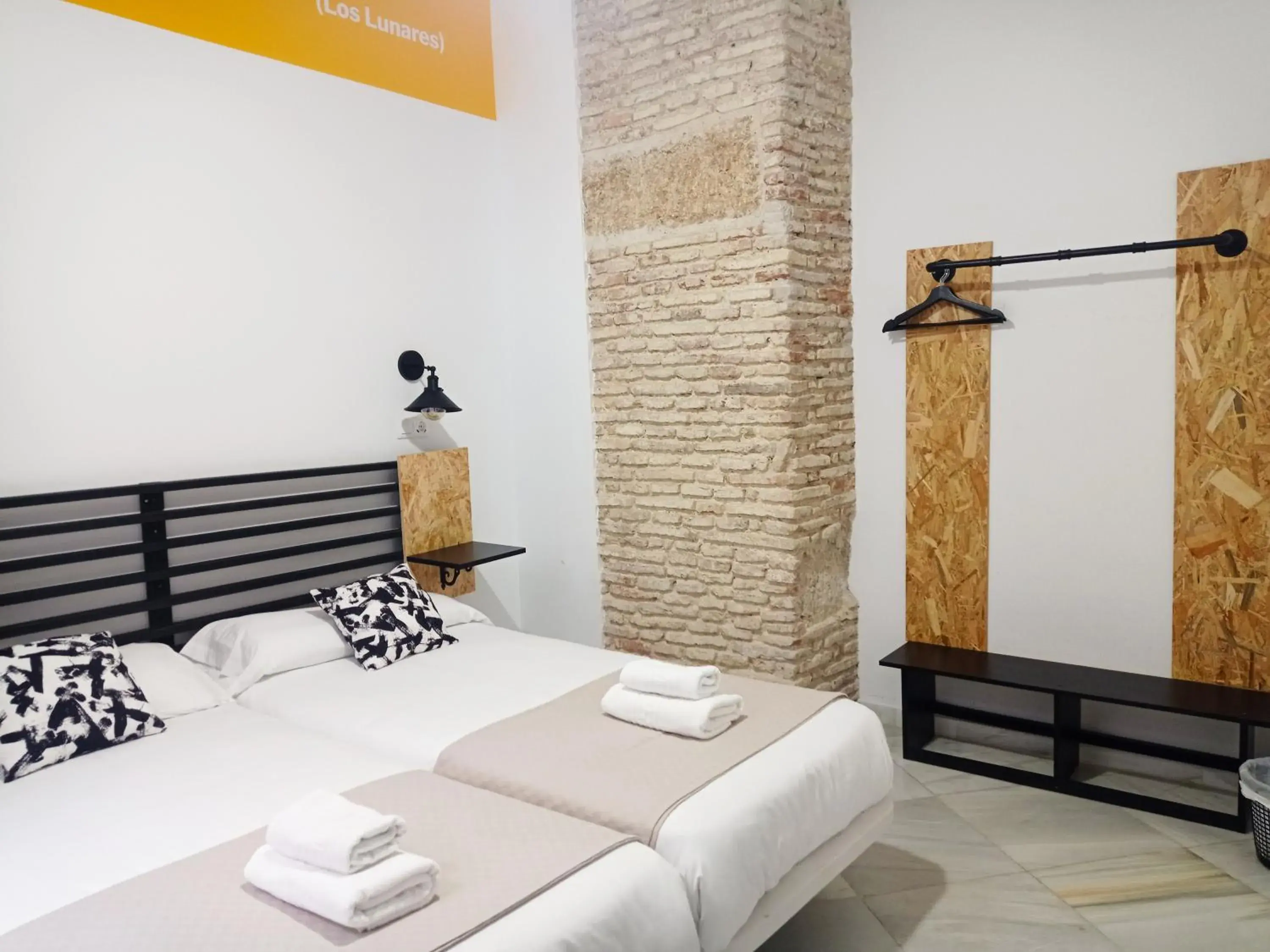 Decorative detail, Bed in Planeta Cadiz Hostel Decorative detail, Bed in Planeta Cadiz Hostel