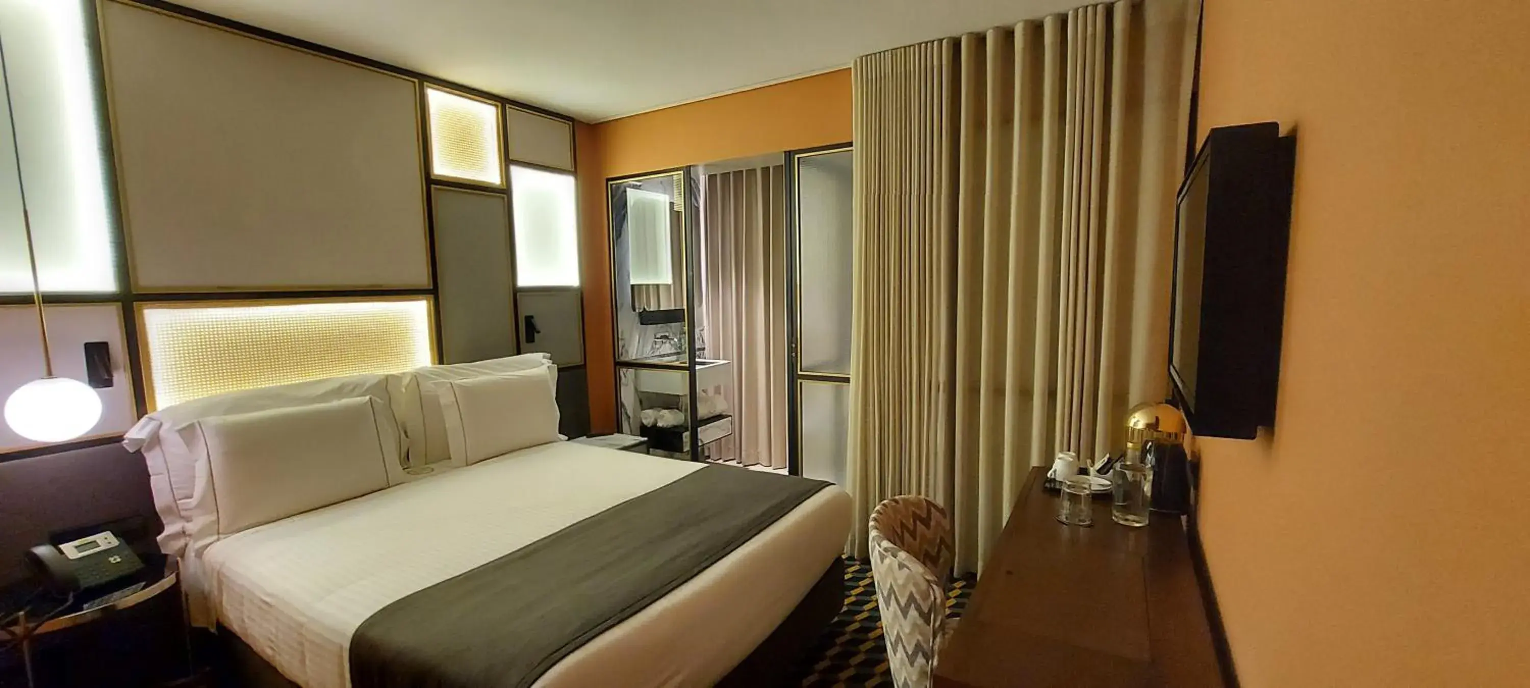 Photo of the whole room, Bed in The Convo Porto Hotel & Apartment Photo of the whole room, Bed in The Convo Porto Hotel & Apartment