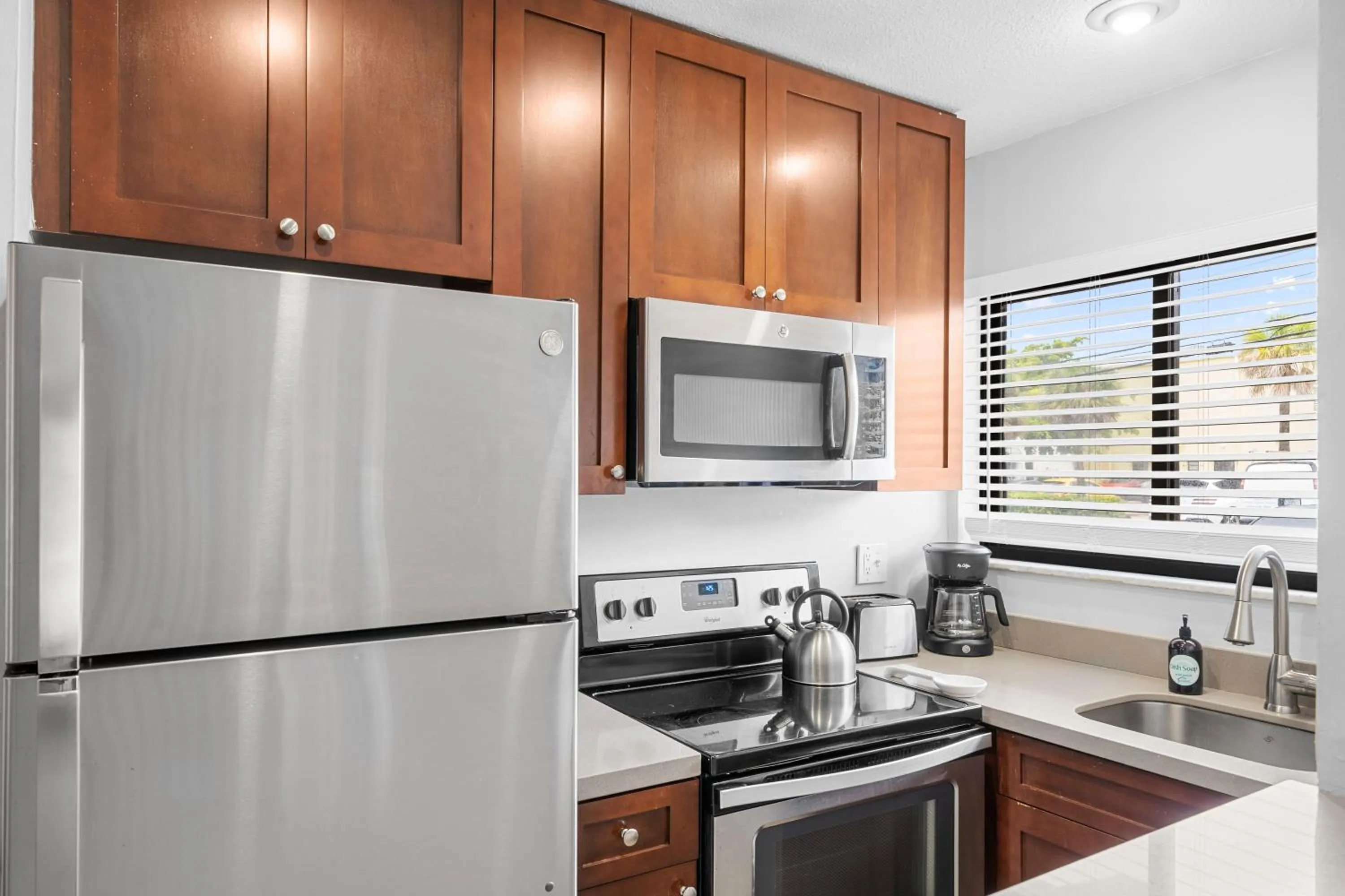 kitchen in Bayview Apartments By Lowkl