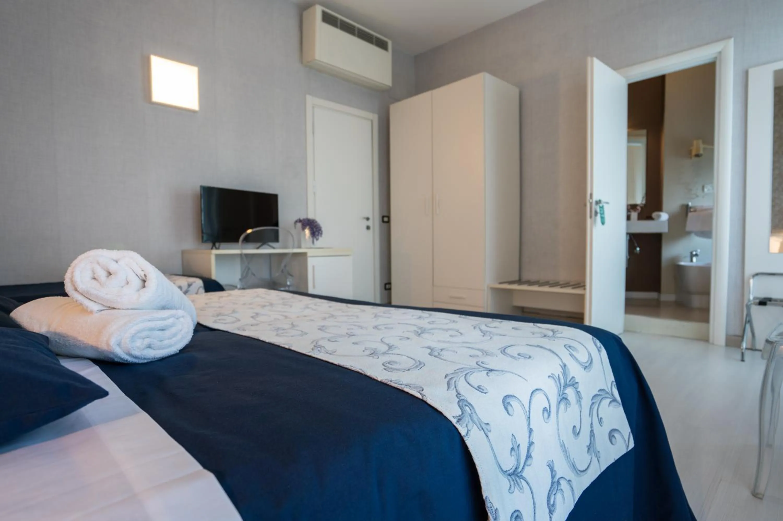 Bed in Hotel Baia Azzurra