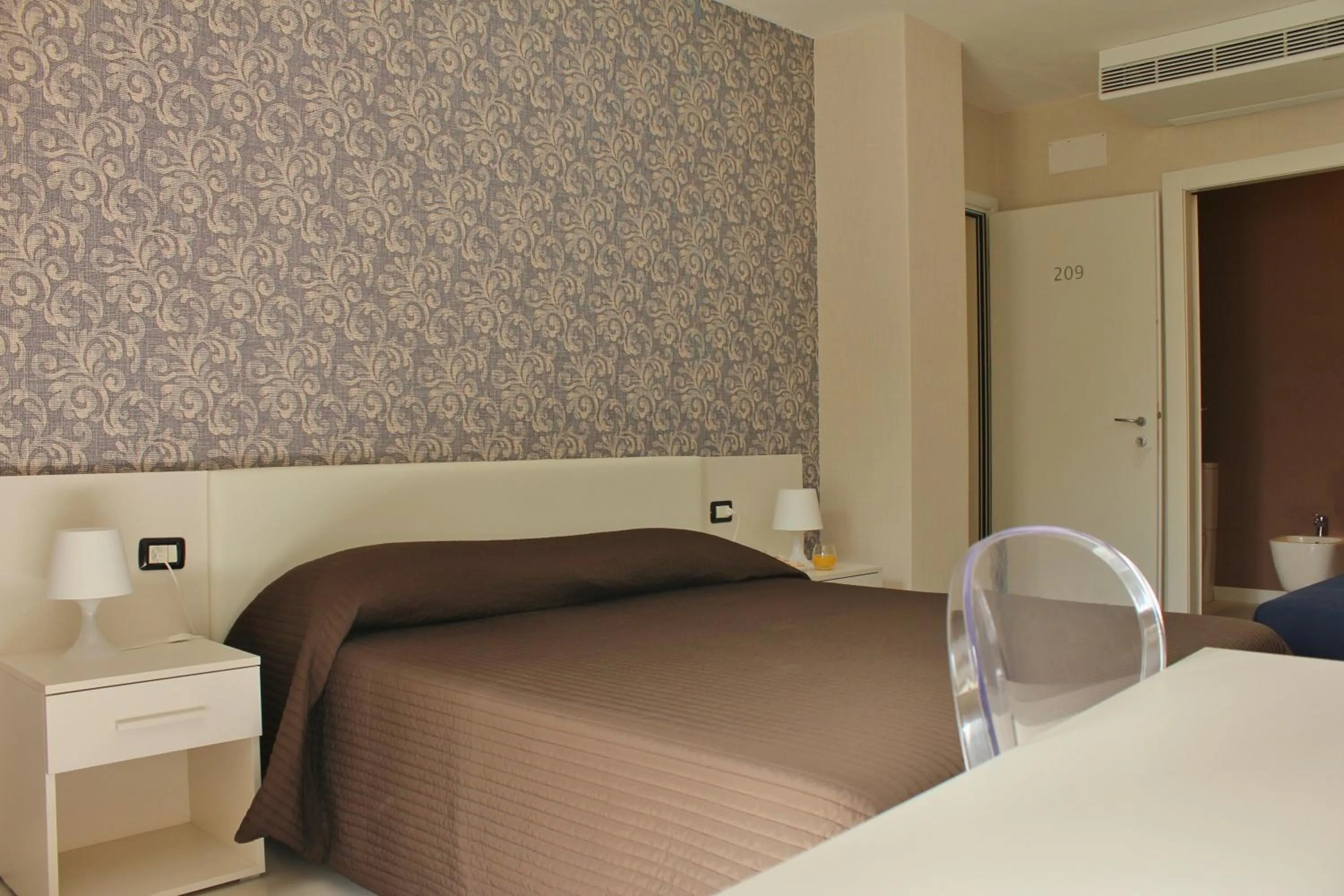 Bed in Hotel Baia Azzurra