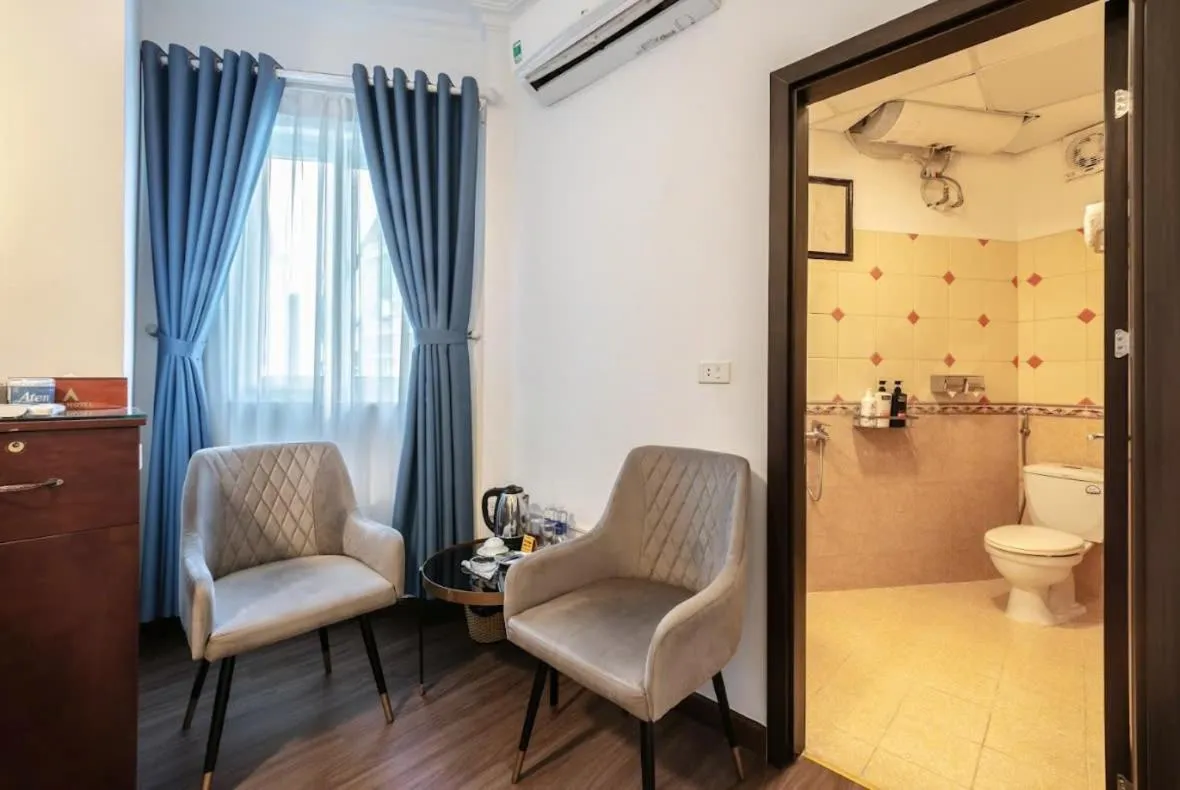 Seating area in A25 Hotel - Đội Cấn 1