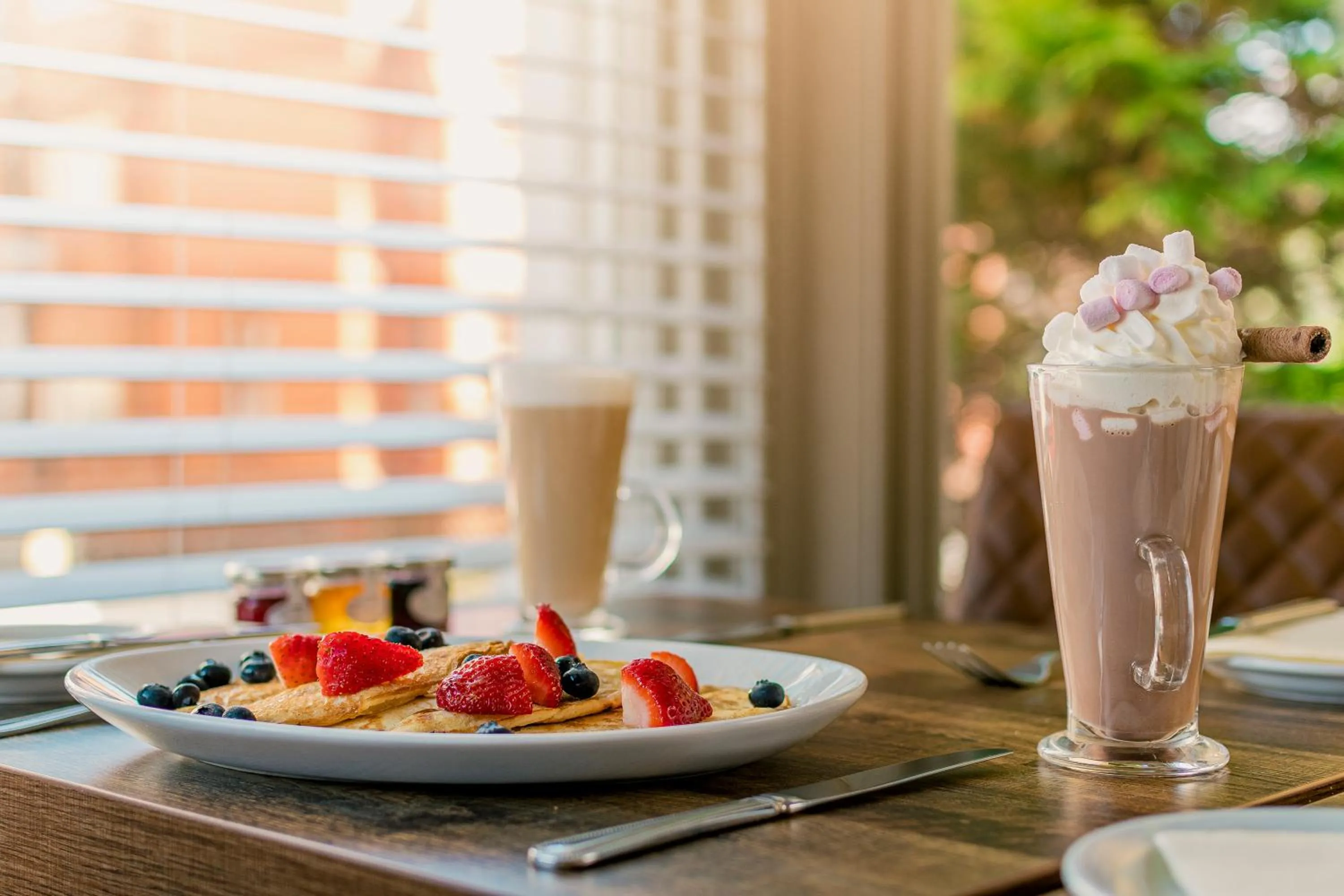 Restaurant/places to eat in Rowntree Lodge