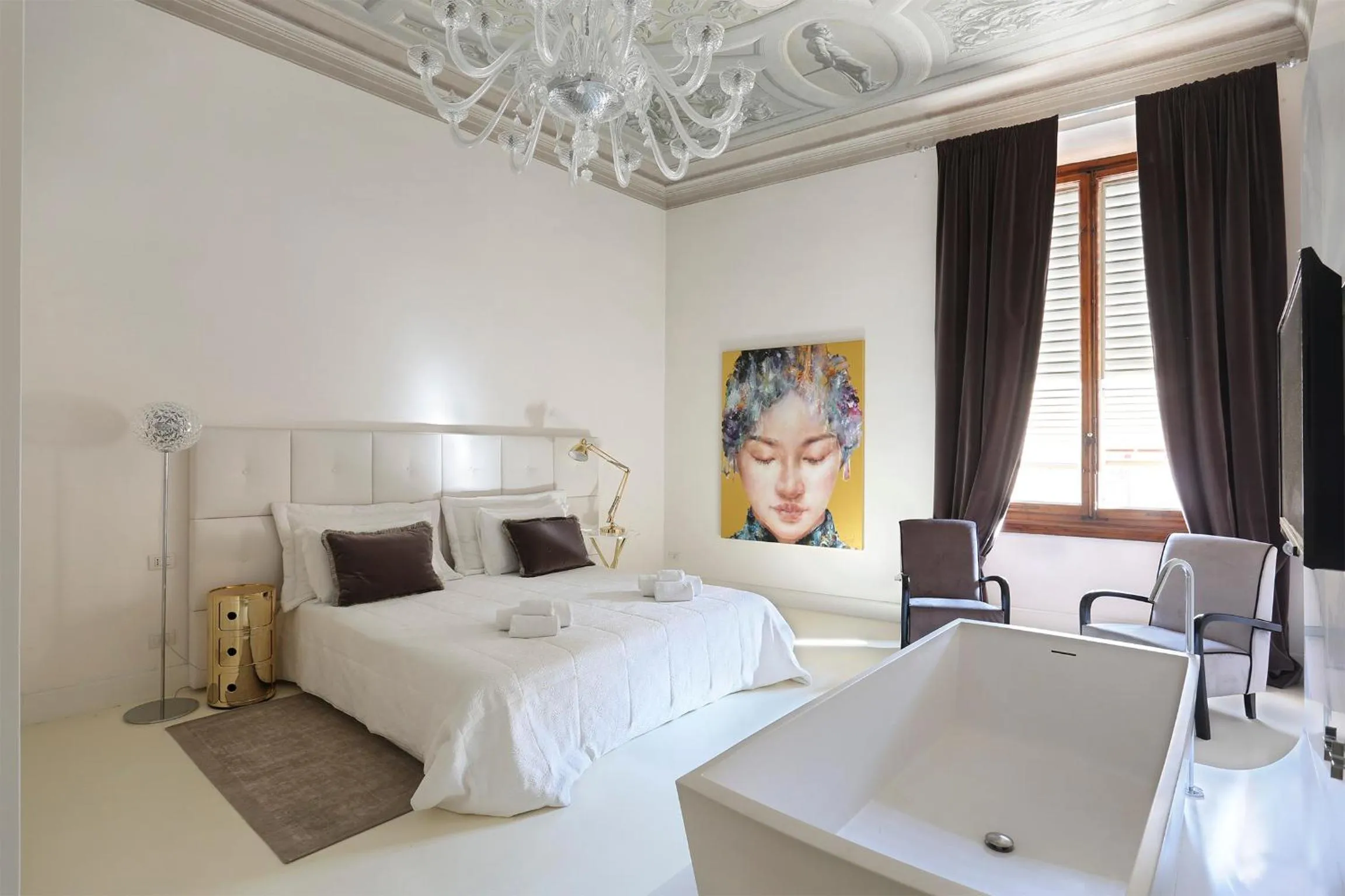 Bedroom in LUXURY suite with amazing Terrace in Florence-hosted by Sweetstay