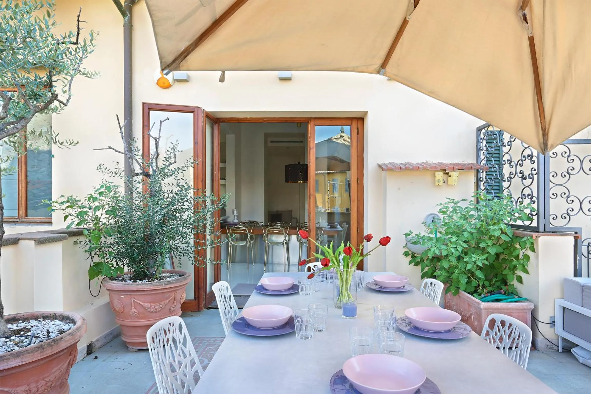 Balcony/Terrace in LUXURY suite with amazing Terrace in Florence-hosted by Sweetstay