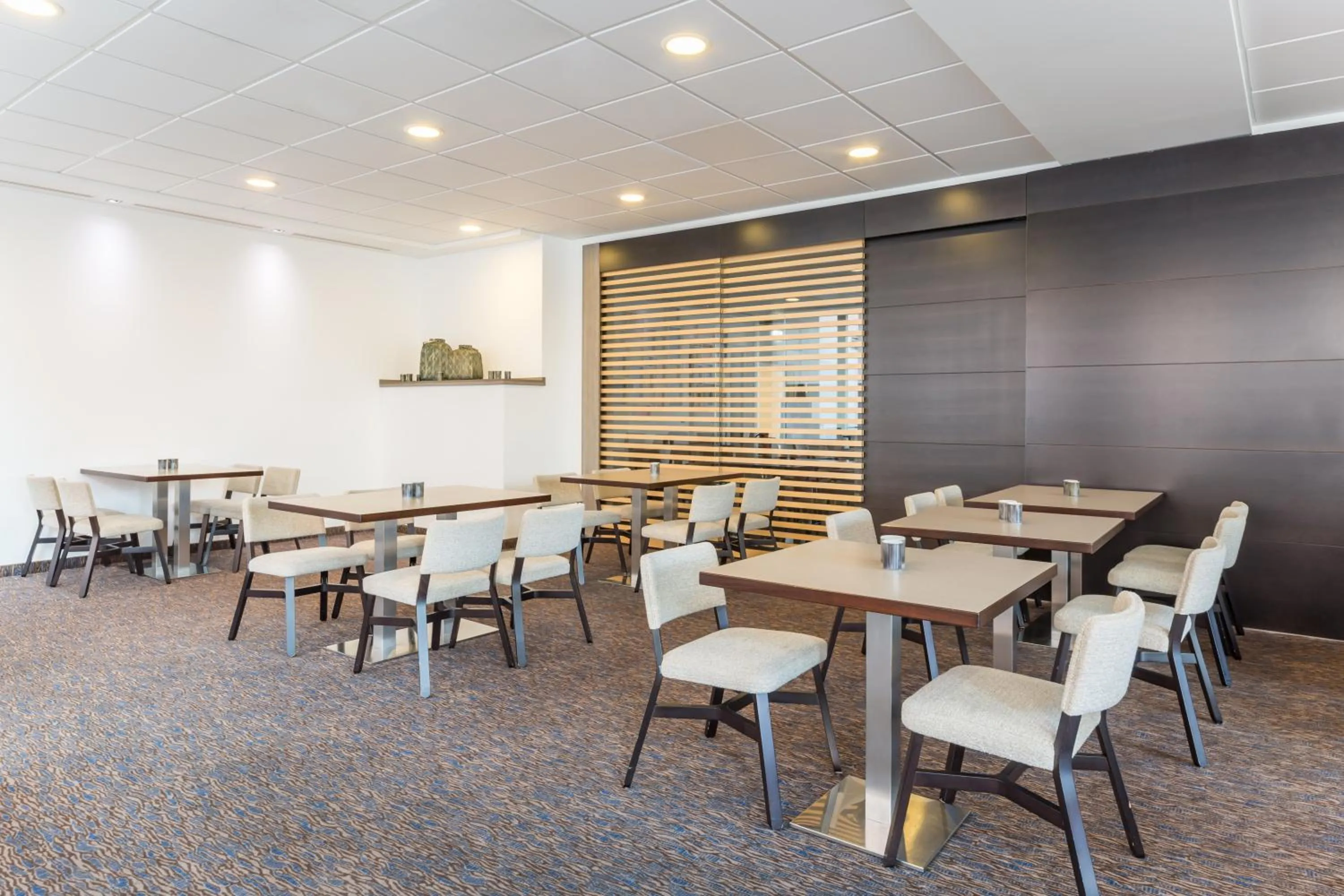 Restaurant/places to eat in Park Inn by Radisson Göttingen