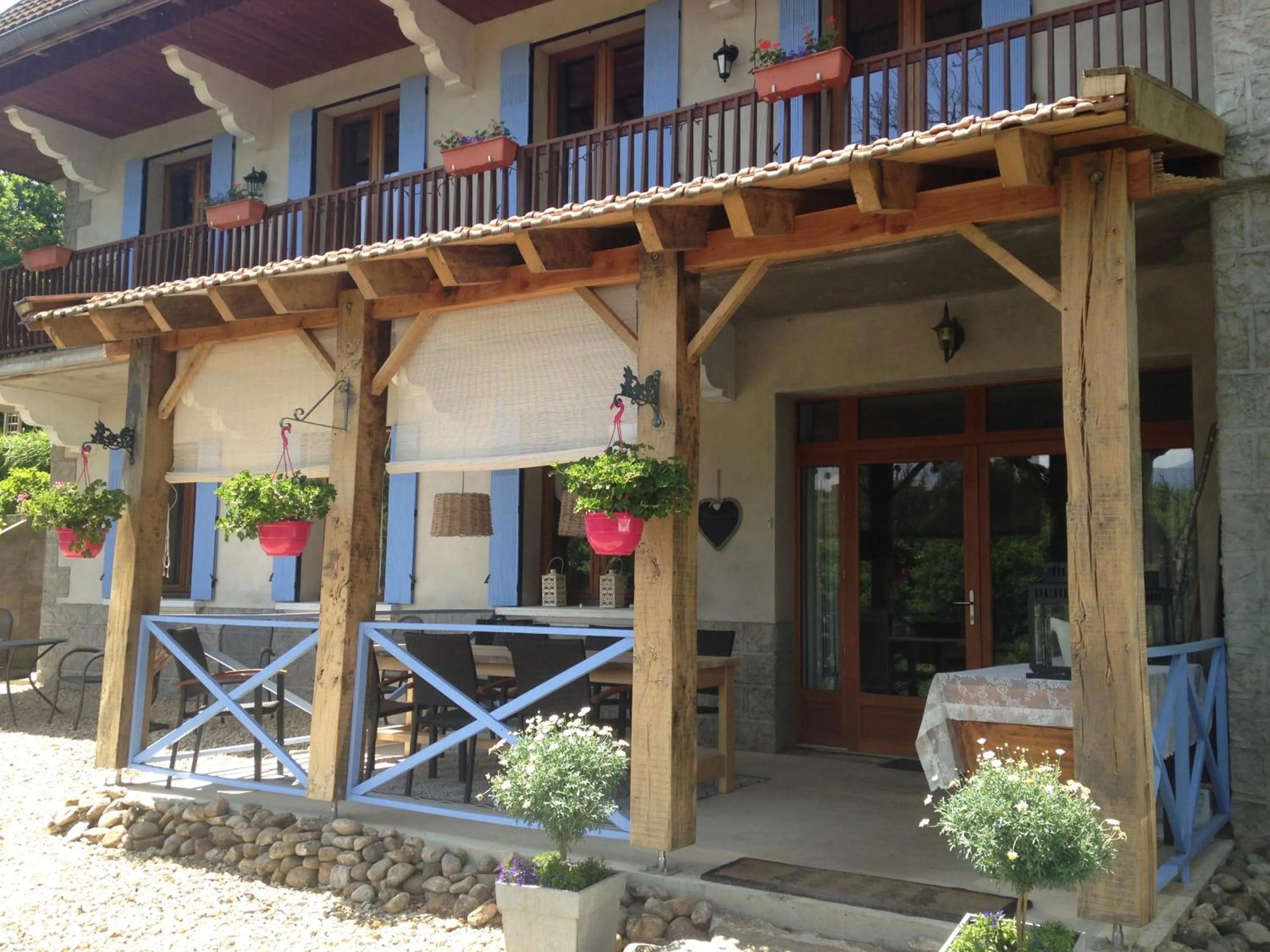 Property building in La Maison du Chevalier - Chambres et tables d'hôtes - adults only