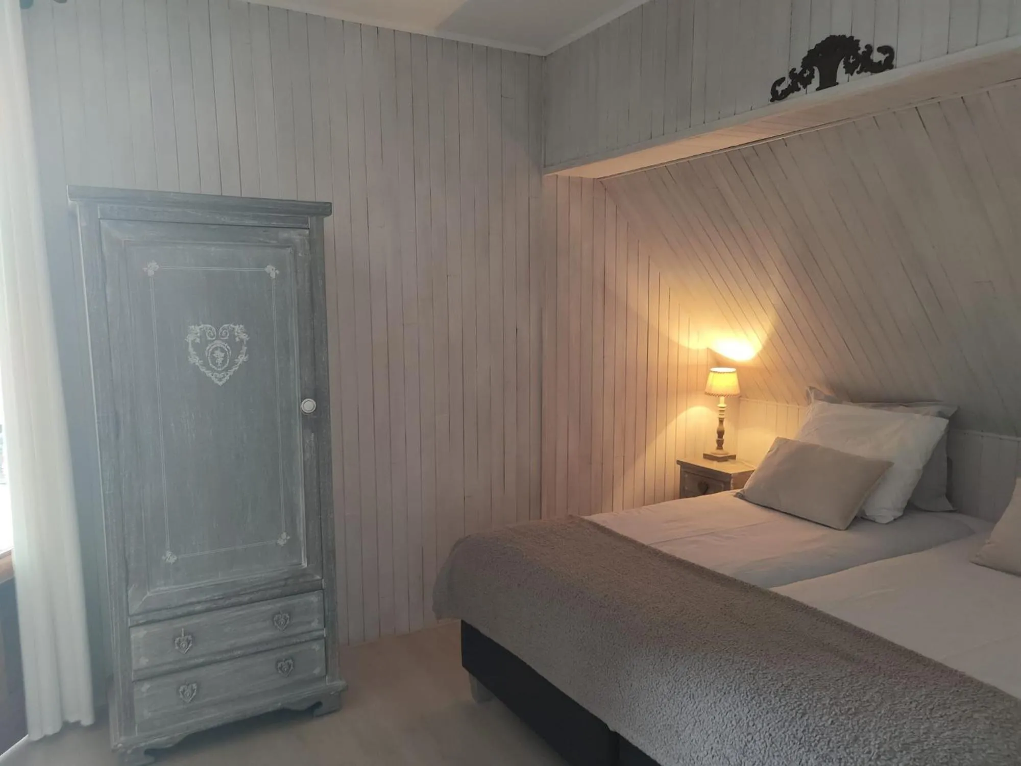 Bedroom, Bed in La Maison du Chevalier - Chambres et tables d'hôtes - adults only