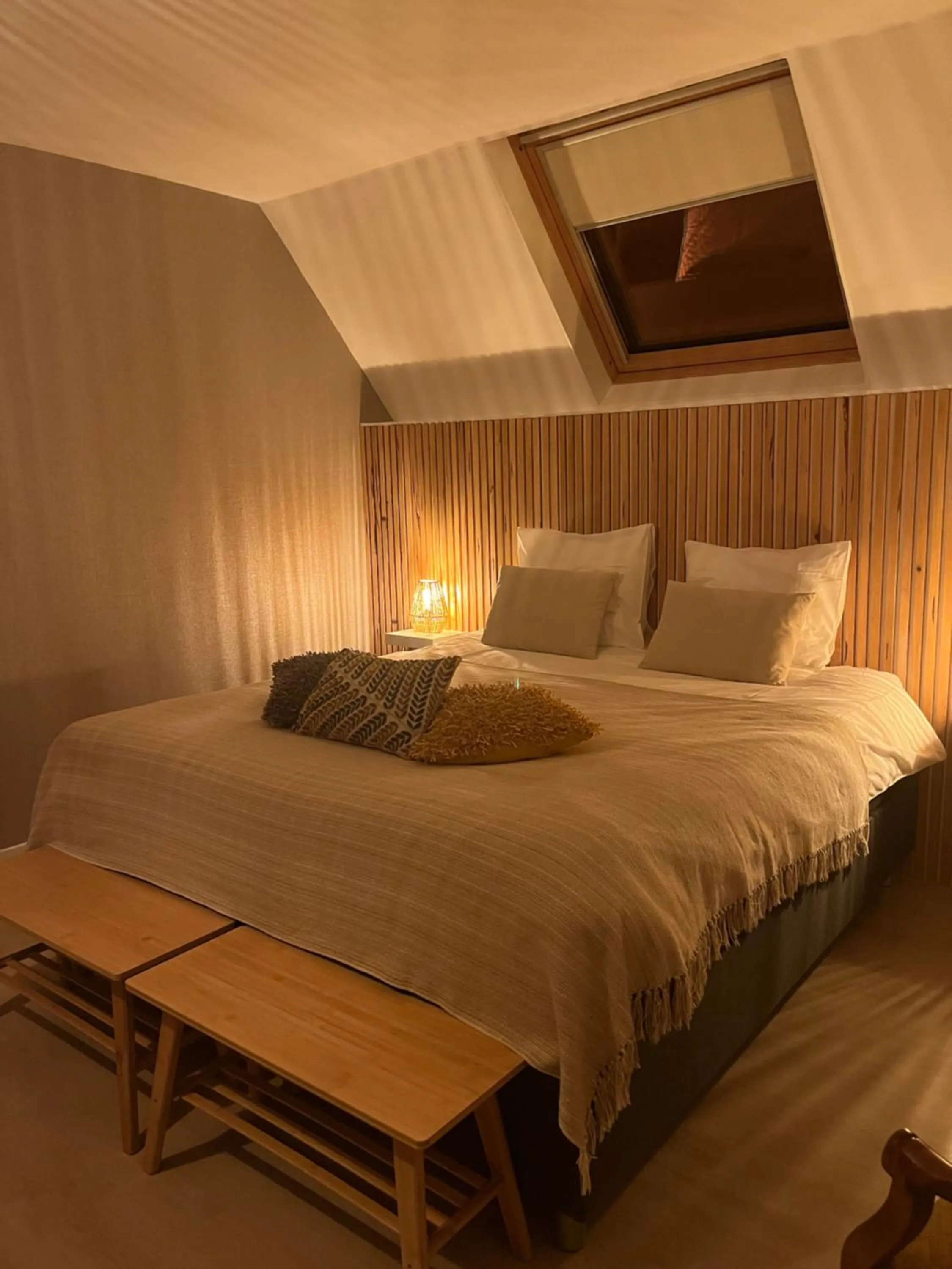 Bedroom, Bed in La Maison du Chevalier - Chambres et tables d'hôtes - adults only