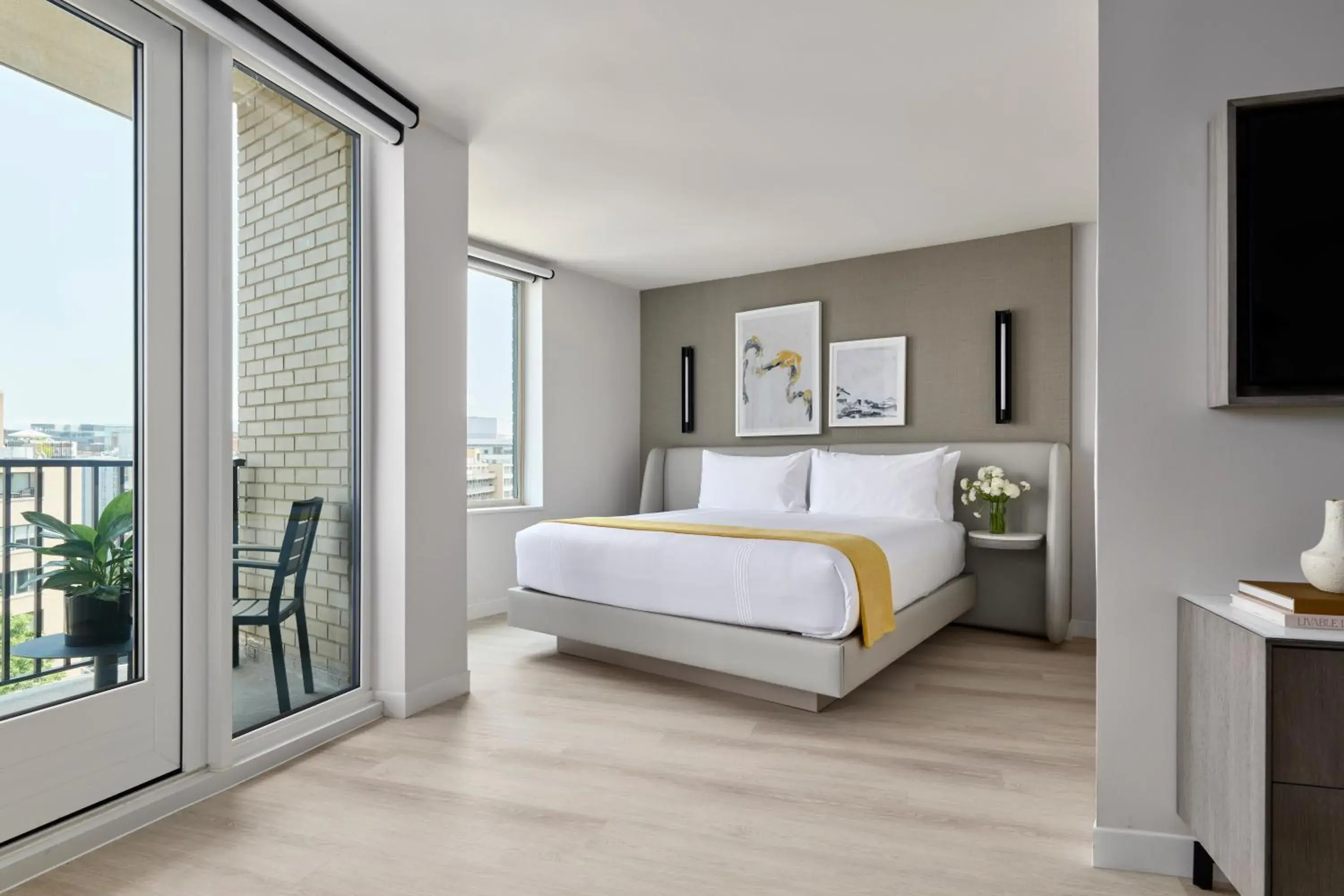 Bed in Hotel AKA Washington Circle Bed in Hotel AKA Washington Circle