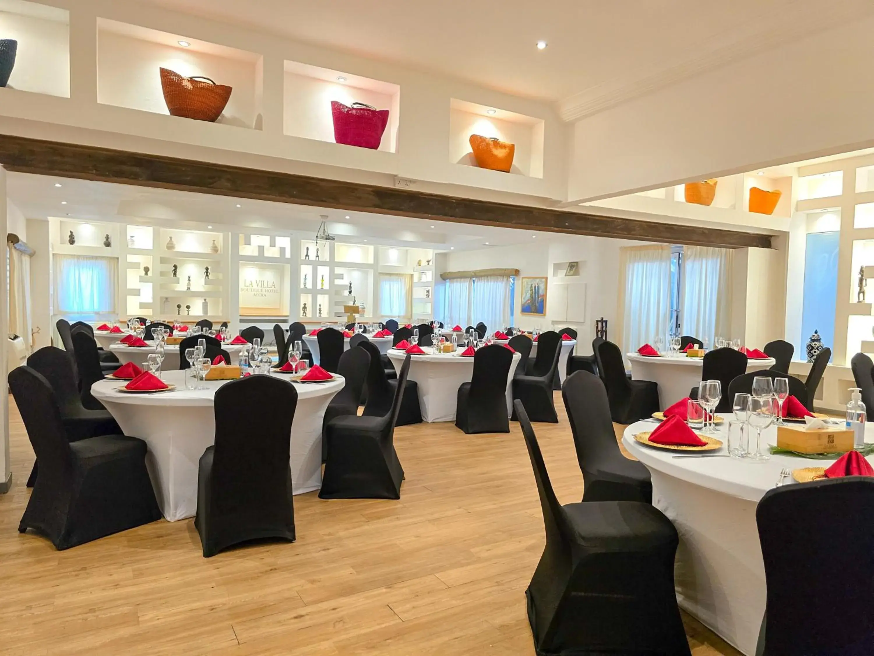 Food and drinks in La Villa Boutique Hotel Food and drinks in La Villa Boutique Hotel