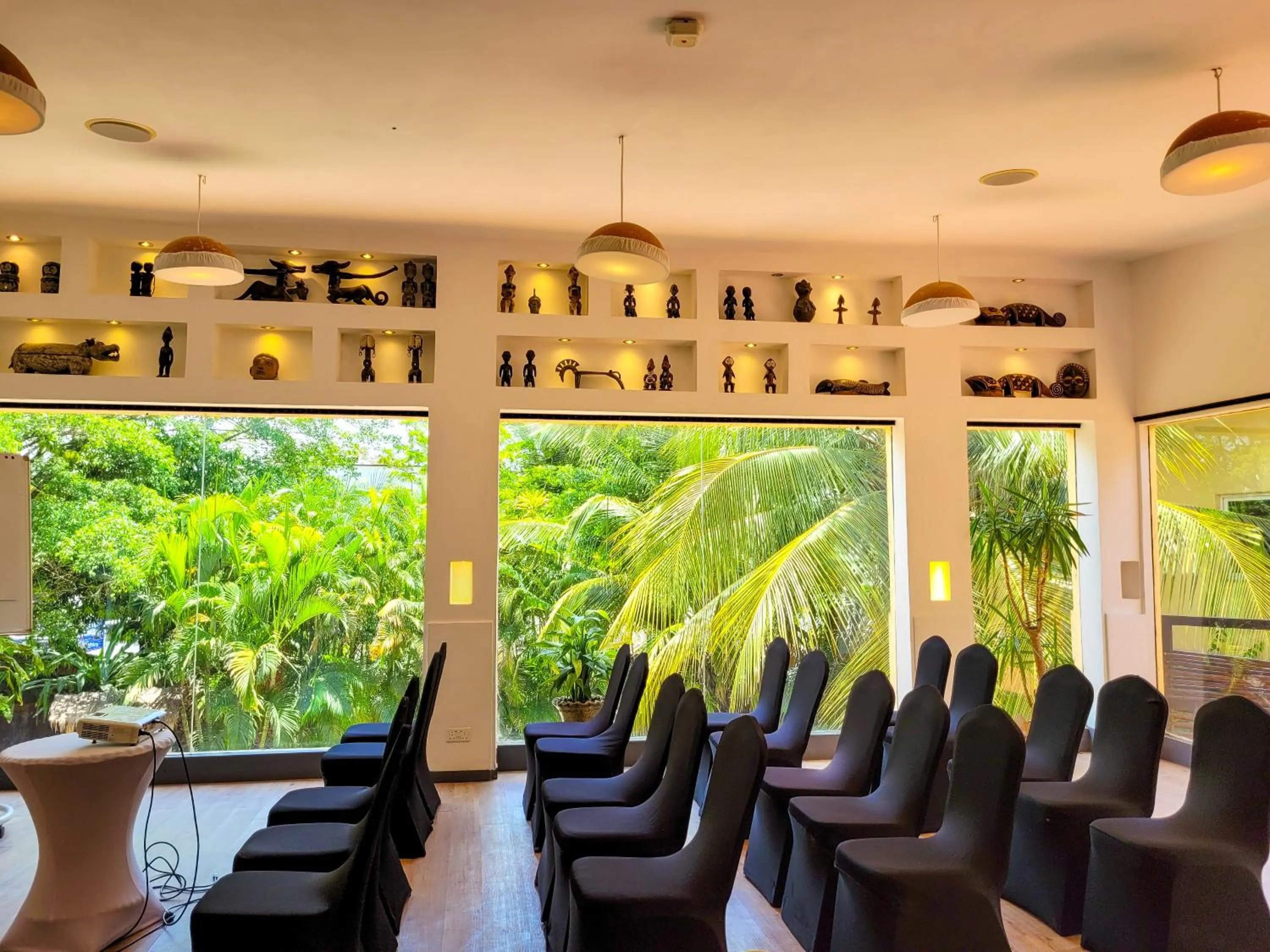 Meeting/conference room in La Villa Boutique Hotel